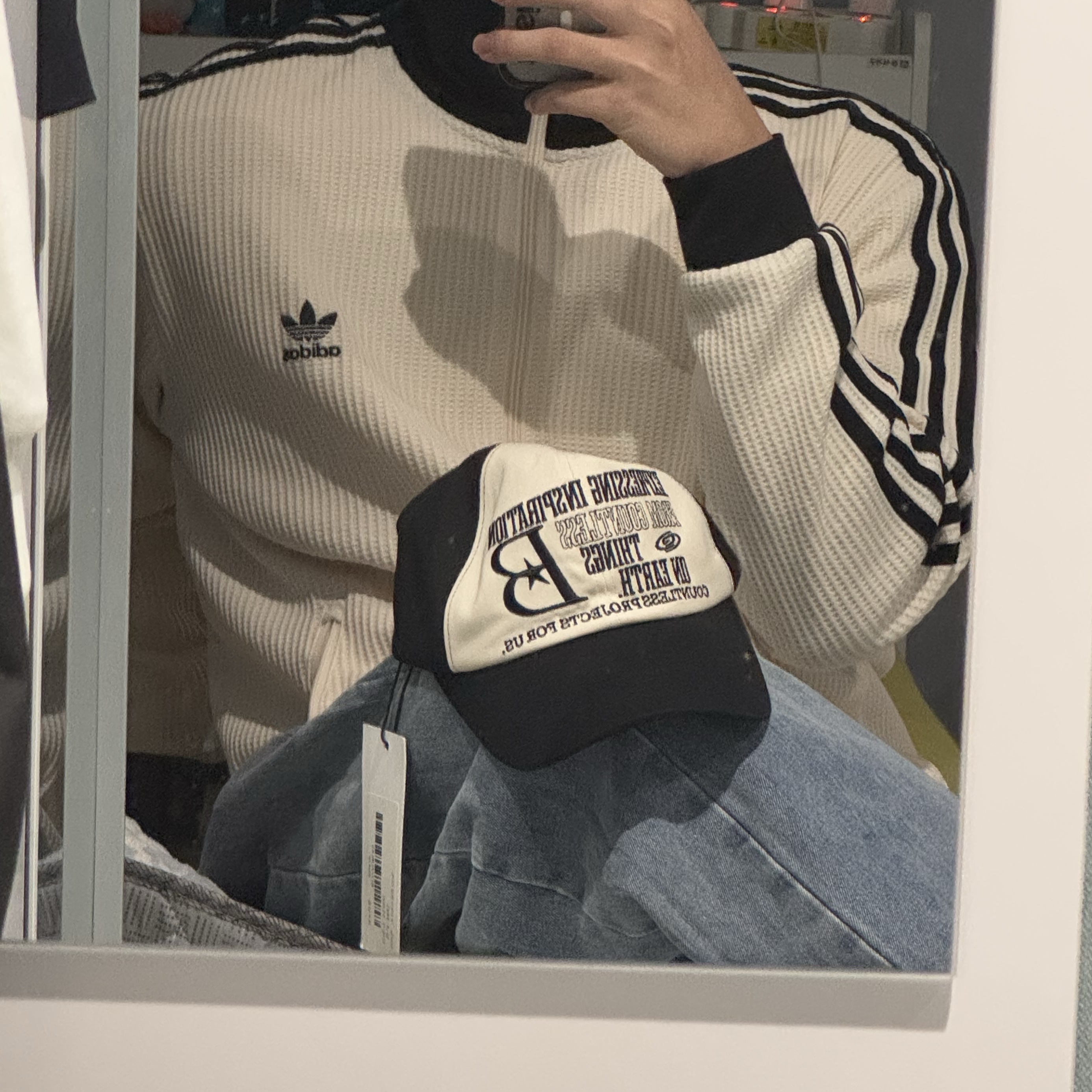 Adidas Waffle Beckenbauer Track Top Wonder White - KR Sizing, Casetify x Thisisneverthat iPhone Black T-Logo MagSafe Impact Case Clear Black 착용 스타일