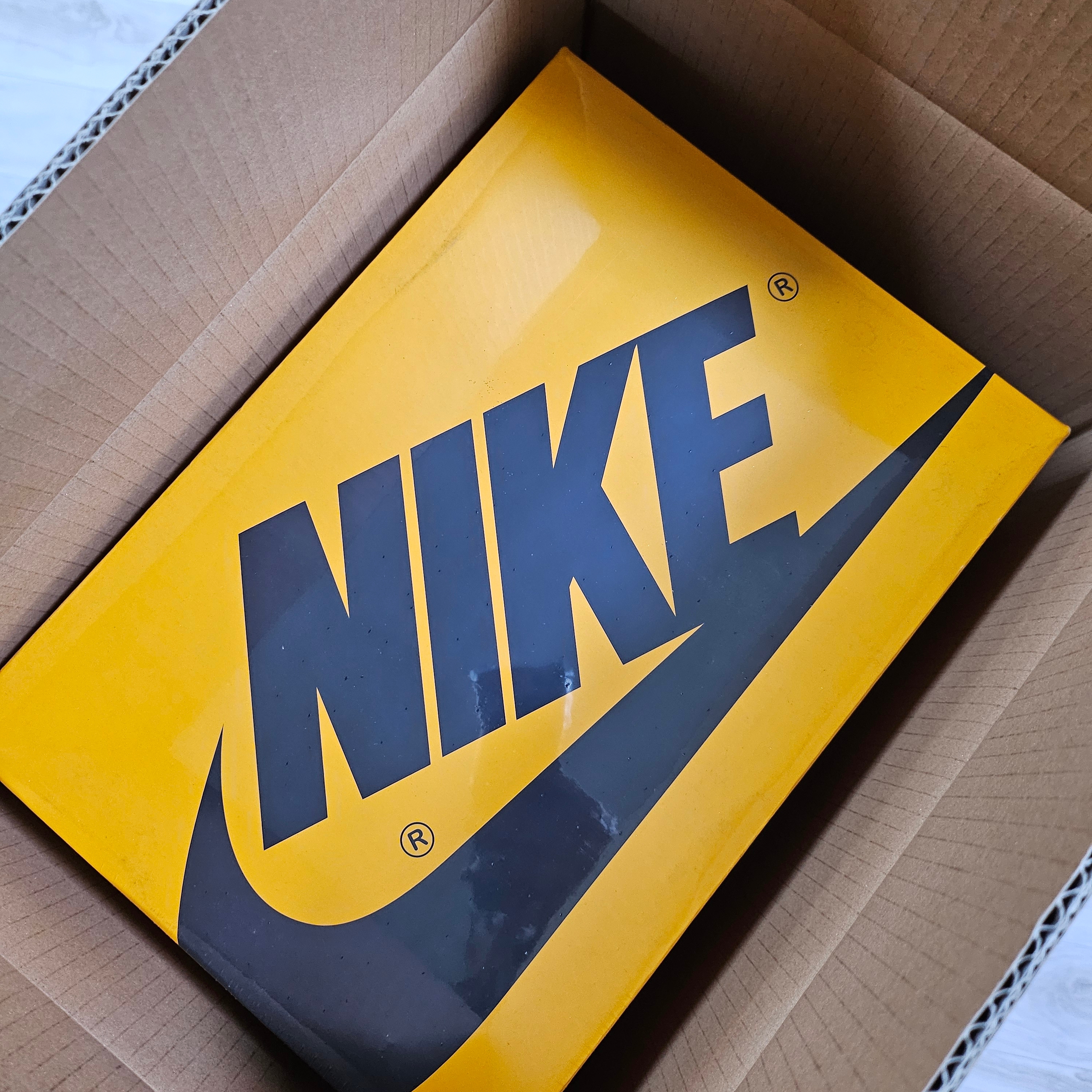 Jordan 1 Retro High OG Taxi 착용 스타일 - 1