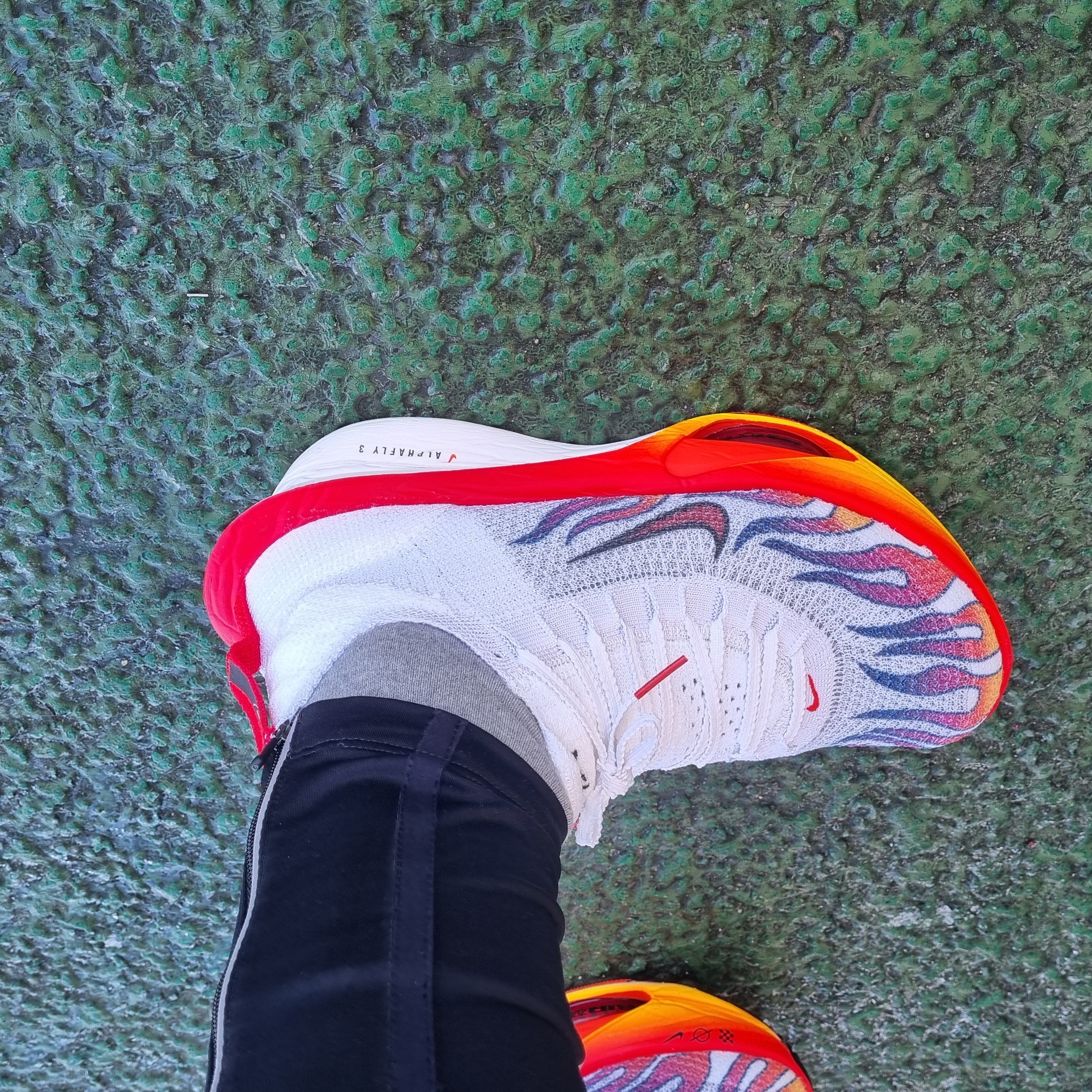 Nike Air Zoom Alphafly Next% 3 PRM White Habanero Red 착용 스타일 - 8