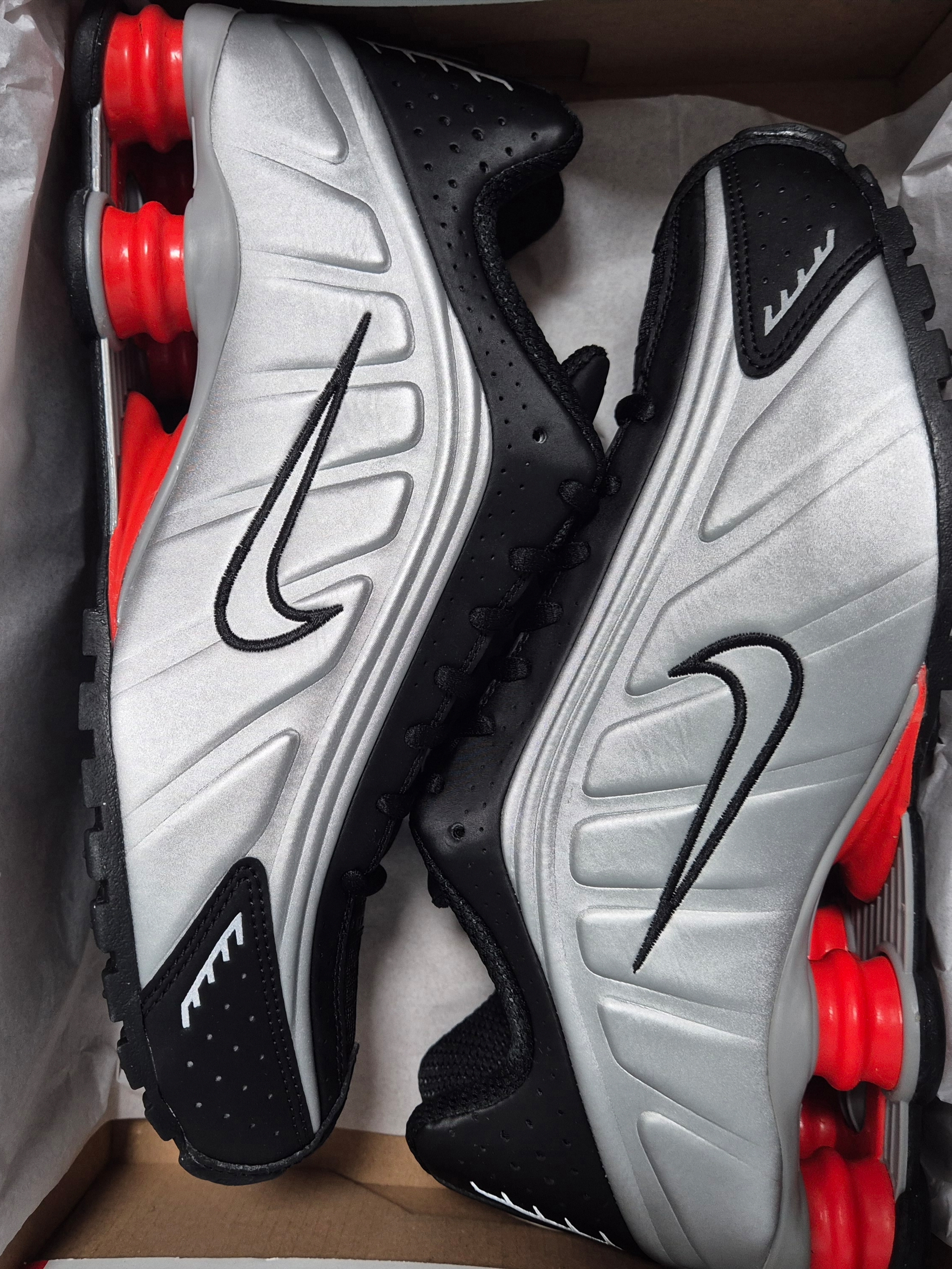 Nike Shox R4 Metallic Silver Red, FRANKLY Silky Satin Pajama Set Up Navy 착용 스타일 - 1