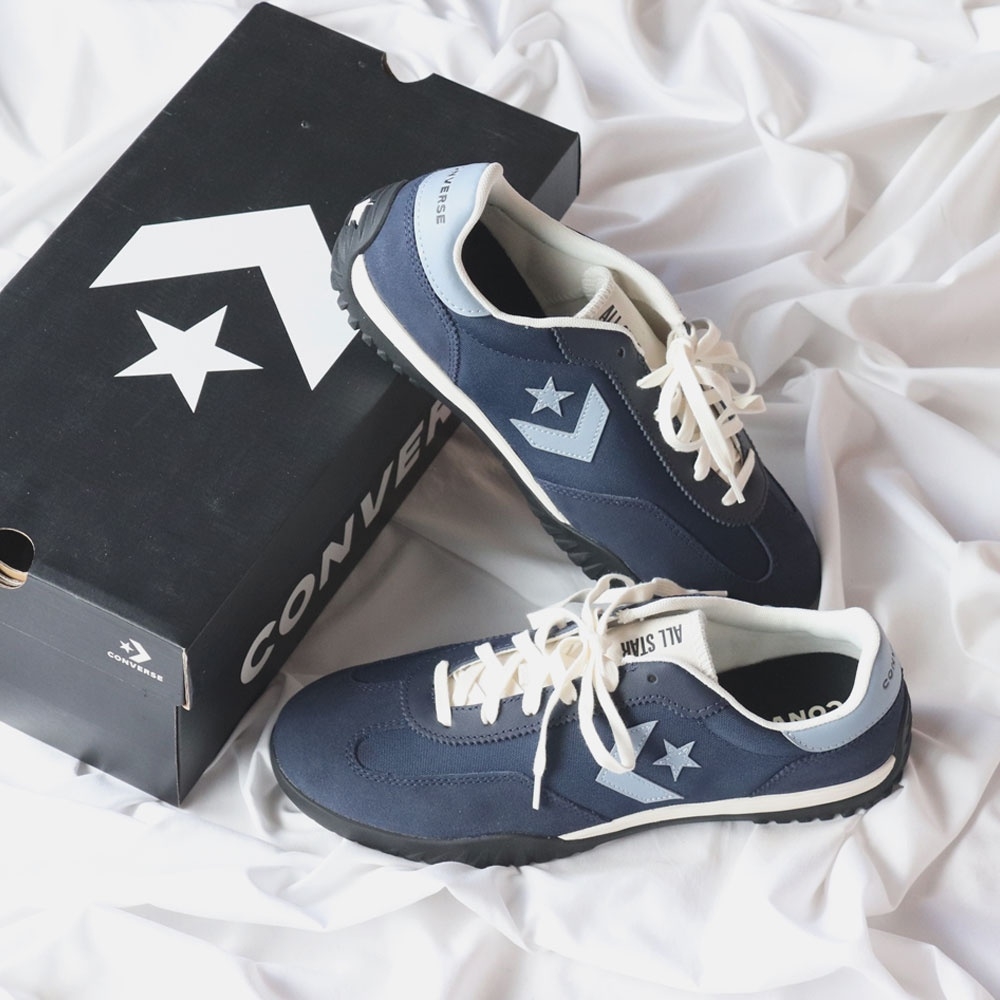 Converse Run Star Trainer Retro Sport Azul 착용 스타일 - 2