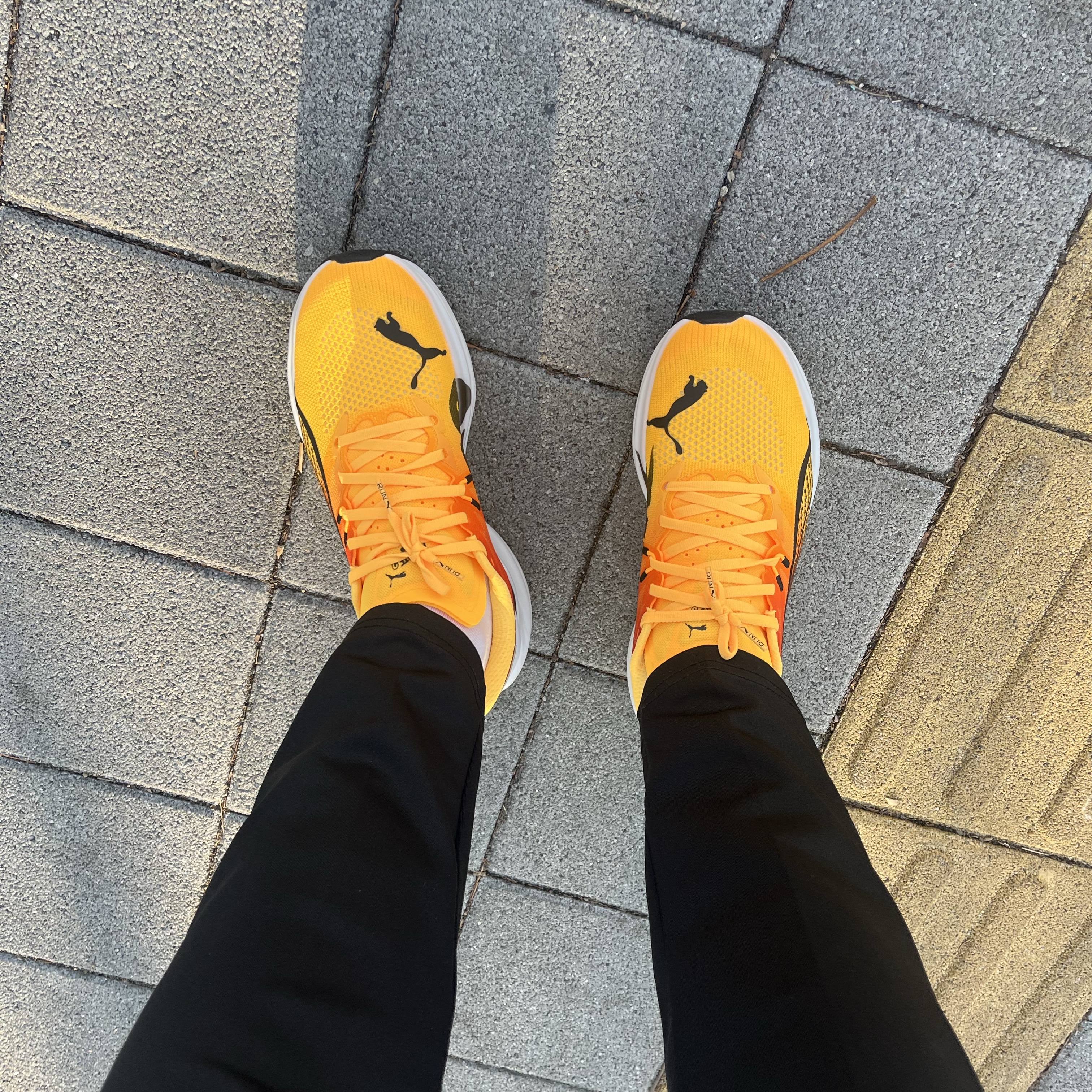 Puma Deviate Nitro 3 Fade Sun Stream Sunset Glow 착용 스타일