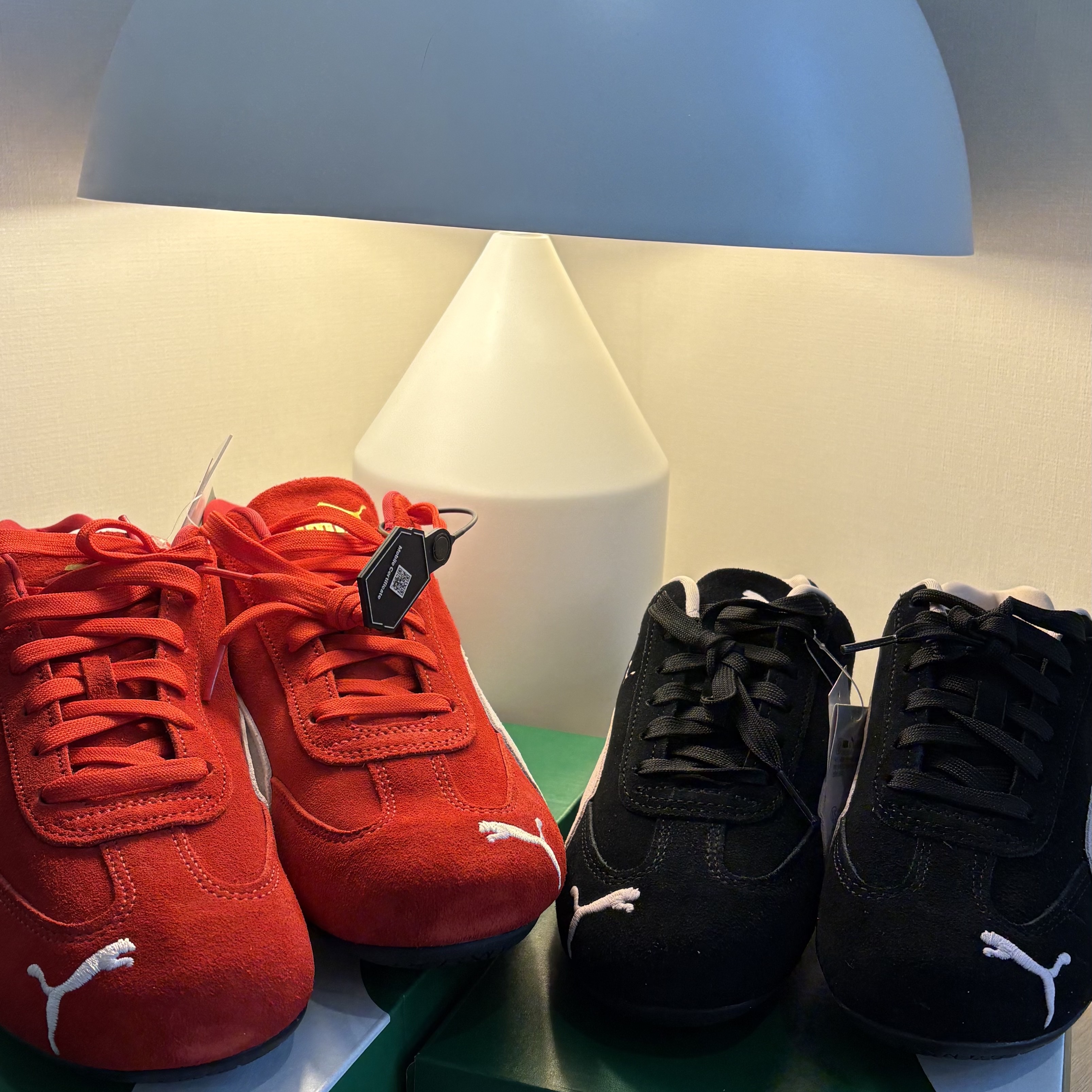 Puma Speedcat OG Red White, Puma Speedcat OG Black Mauve Mist 착용 스타일 - 1