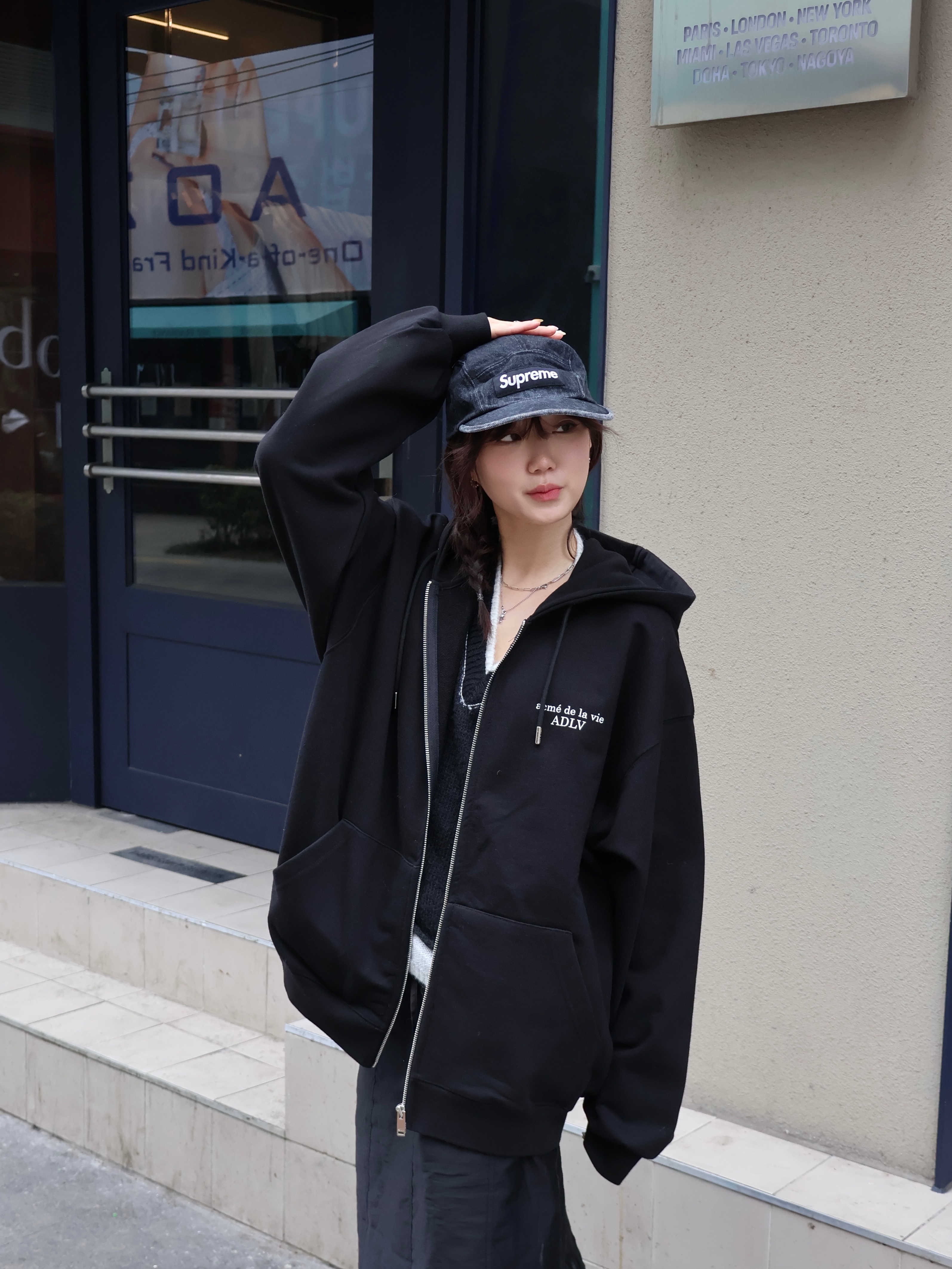 Supreme Denim Camp Cap Black - 24SS, Nike x Stussy Air Penny II Black 착용 스타일 - 4
