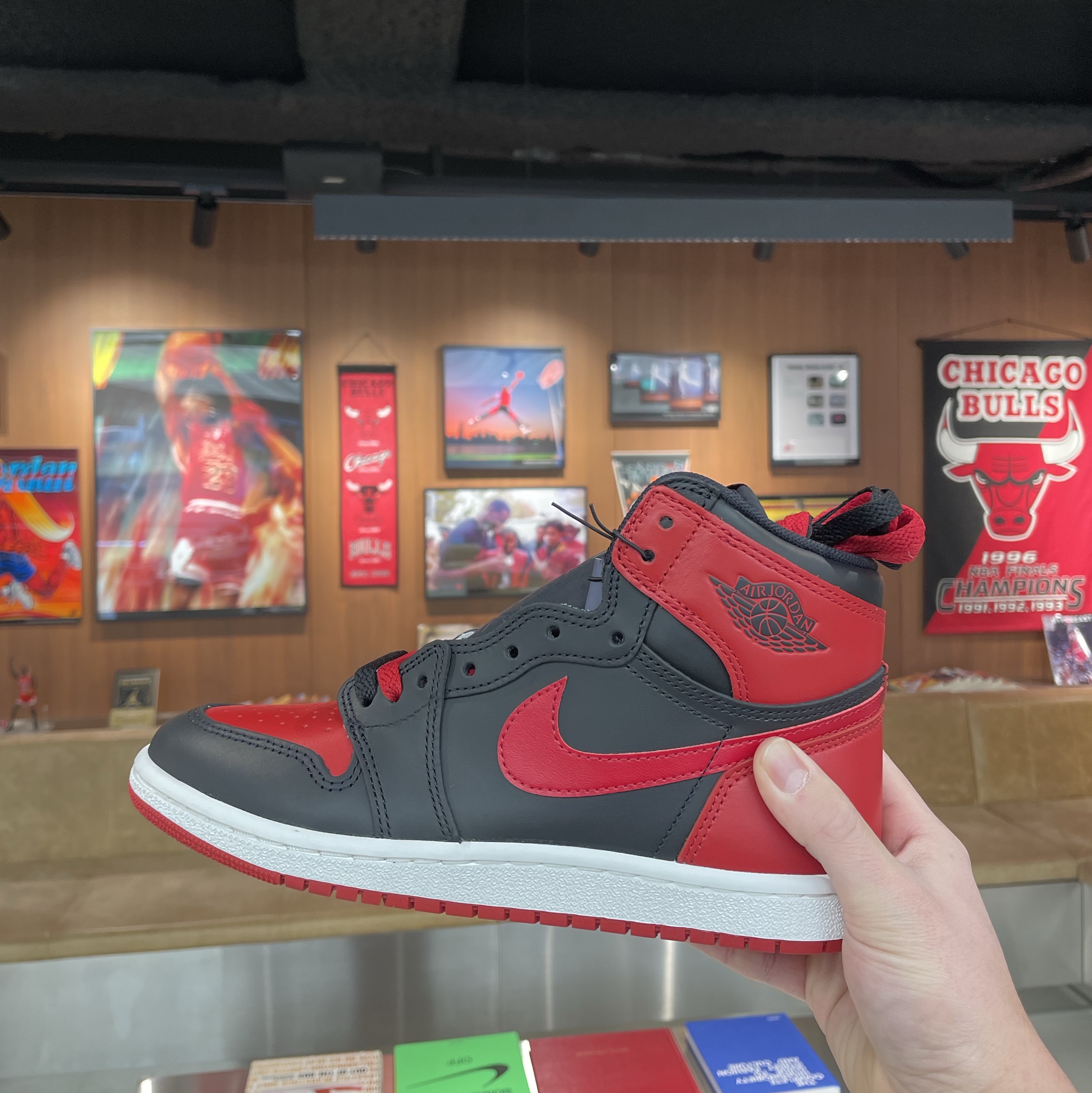 Jordan 1 High 85 Bred 착용 스타일