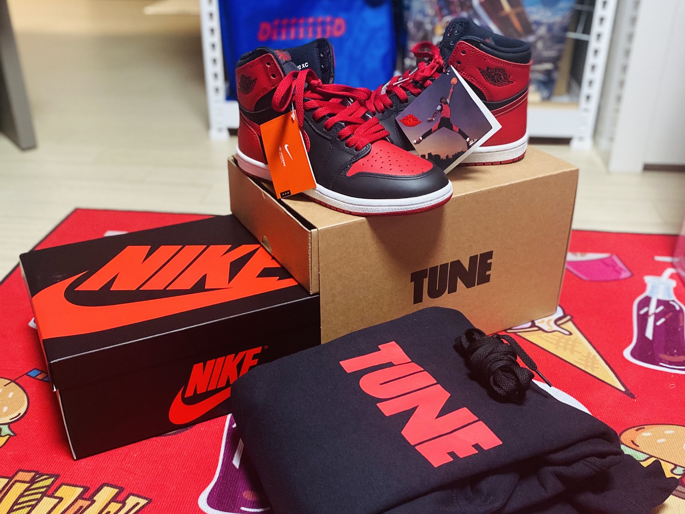 Jordan 1 High 85 Bred, Jordan 1 x Tune High 85 Bred (Special Package) 착용 스타일 - 6