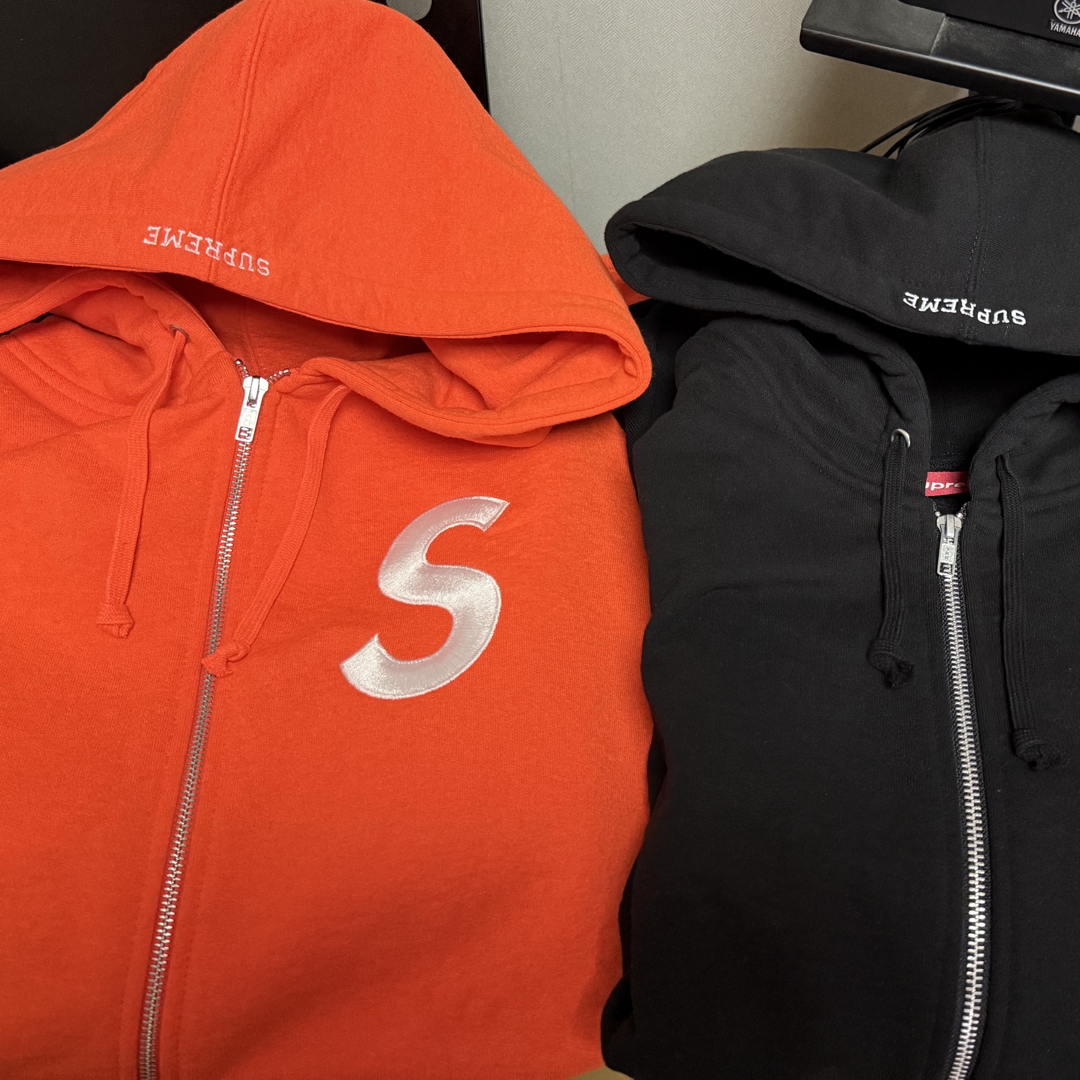 Supreme S Logo Zip Up Hooded Sweatshirt Bright Orange - 24FW 착용 스타일