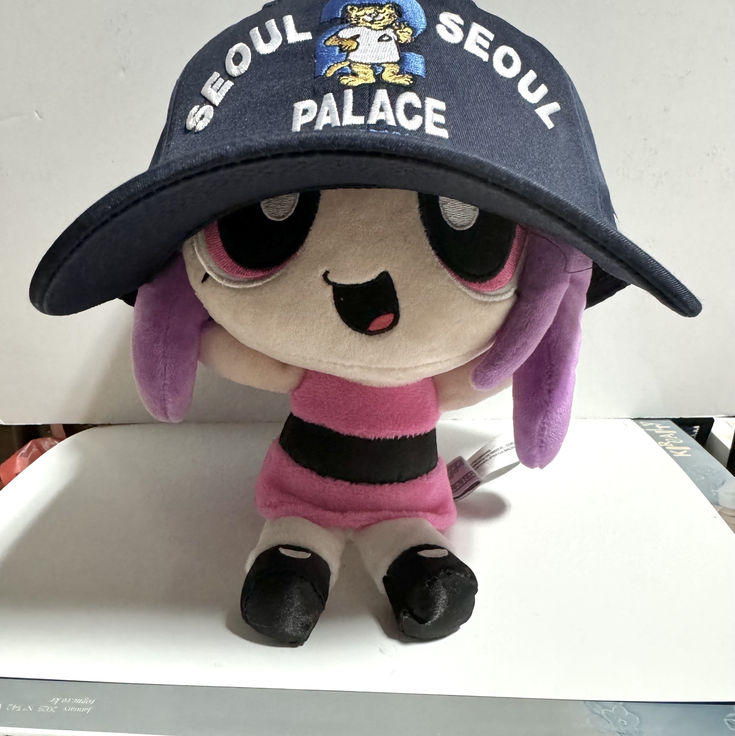 Palace Seoul 2 Seoul 6-Panel Cap Navy - 25SS, Newjeans x The Powerpuff Girls Doll Medium Hanni 착용 스타일