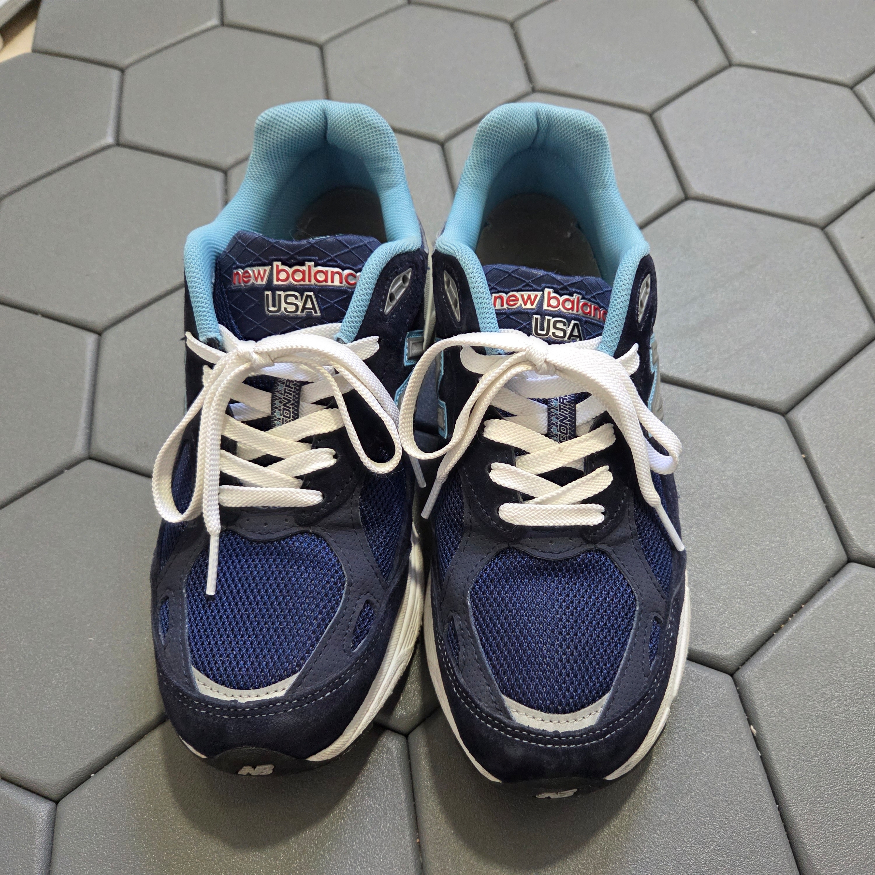 (W) New Balance 990v3 Made in USA Navy - B Standard 착용 스타일