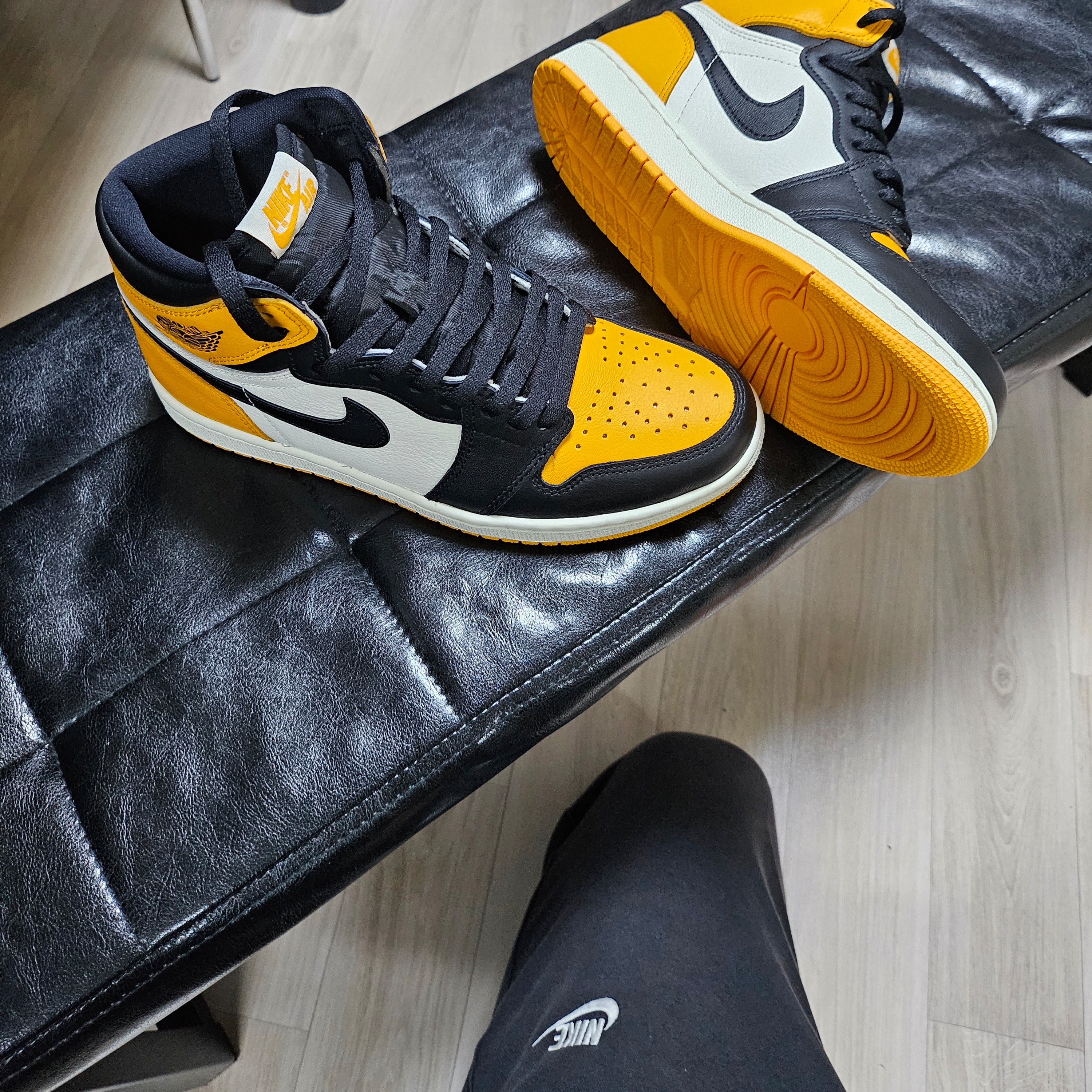 Jordan 1 Retro High OG Taxi 착용 스타일 - 2