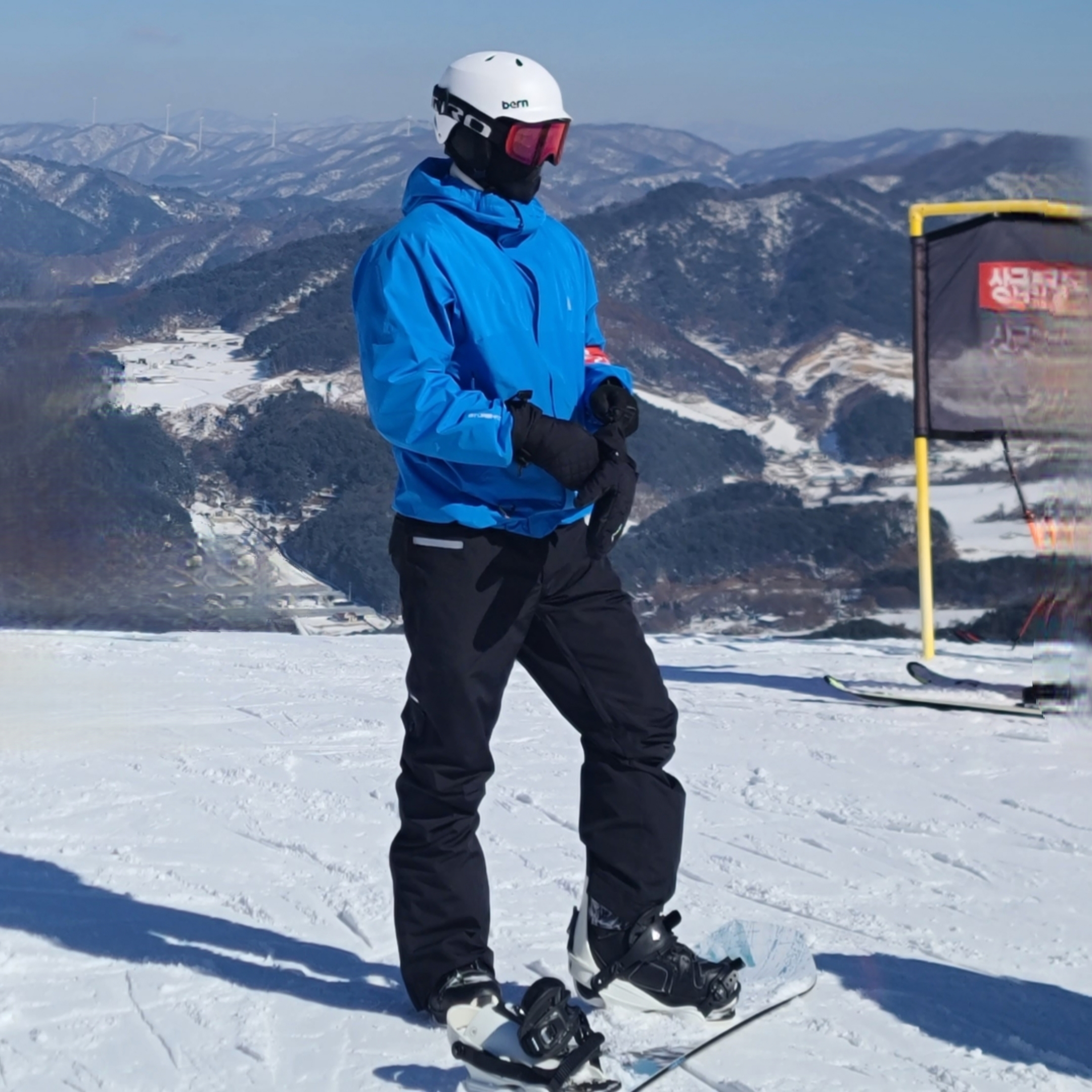 Nike ACG Storm-Fit ADV Cascade Rains Full Zip Jacket Light Photo Blue Summit White - Asia 착용 스타일
