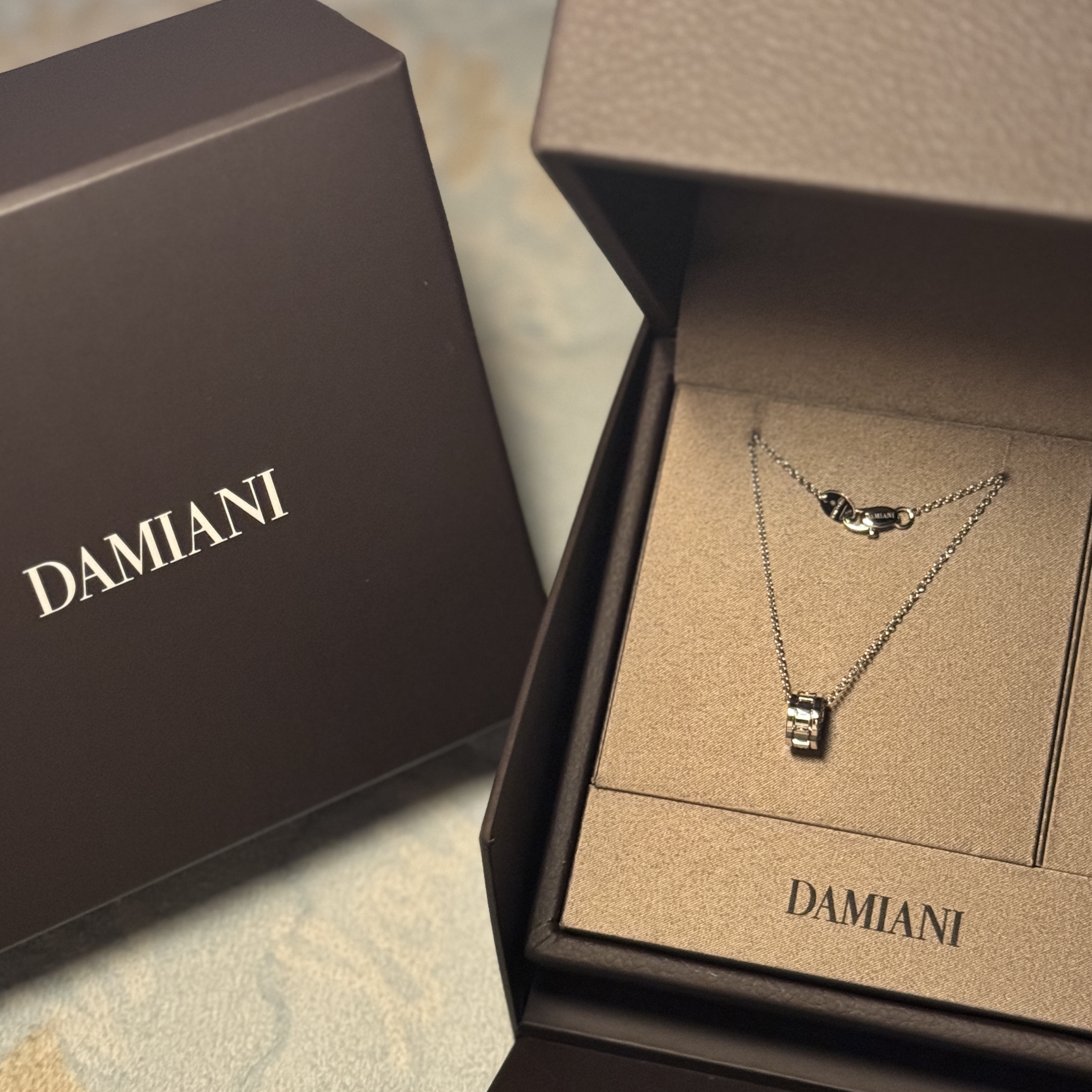 Damiani Belle Epoque Diamonds Necklace White Gold 착용 스타일
