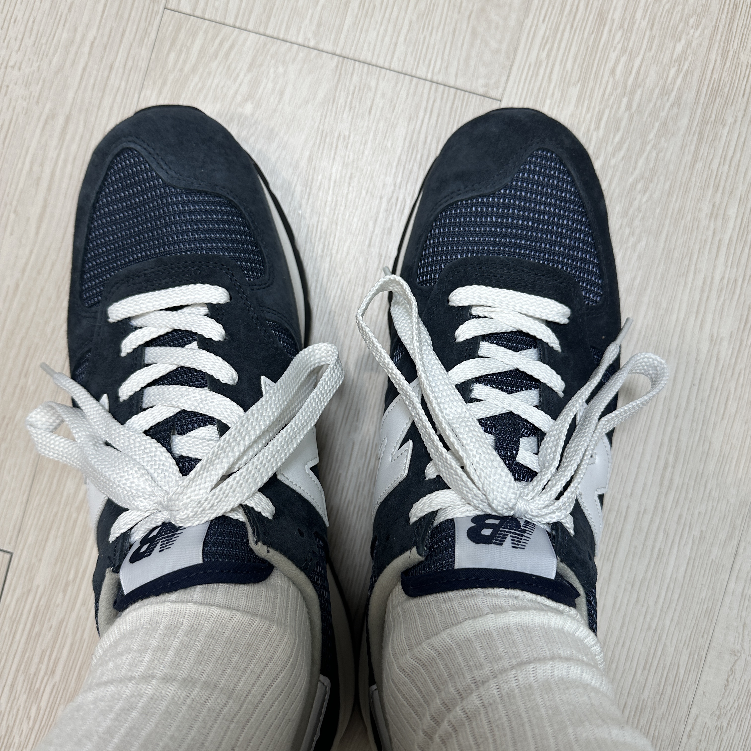 New Balance 990v1 Made in USA Navy 착용 스타일
