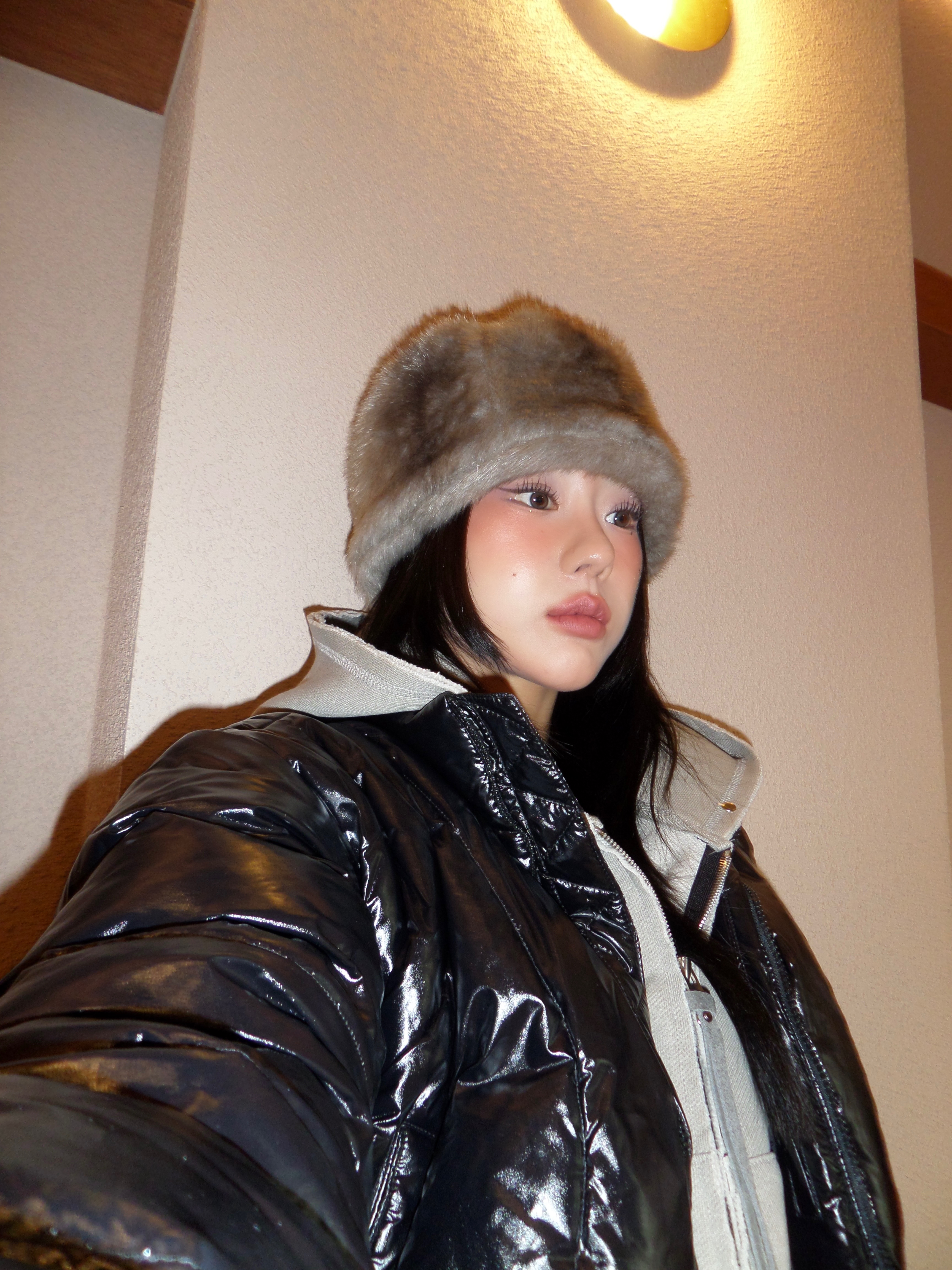 Vacant Archive Dias Inside-out Hood Zip-Up Beige, Vacant Archive Ringana O-Ring Chain Belt Black 착용 스타일 - 10