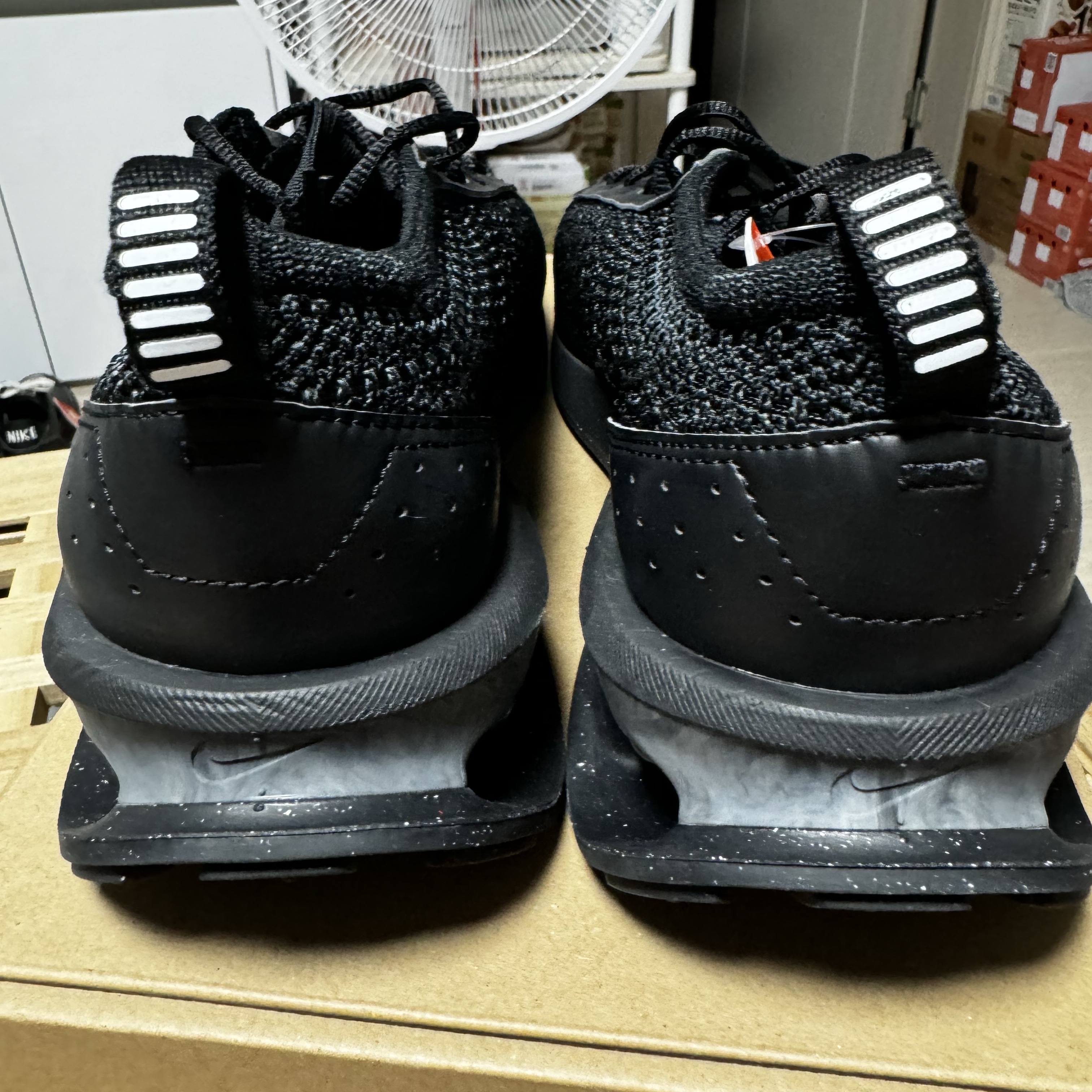 Nike Air Max Flyknit Racer Anthracite Black 착용 스타일 - 4