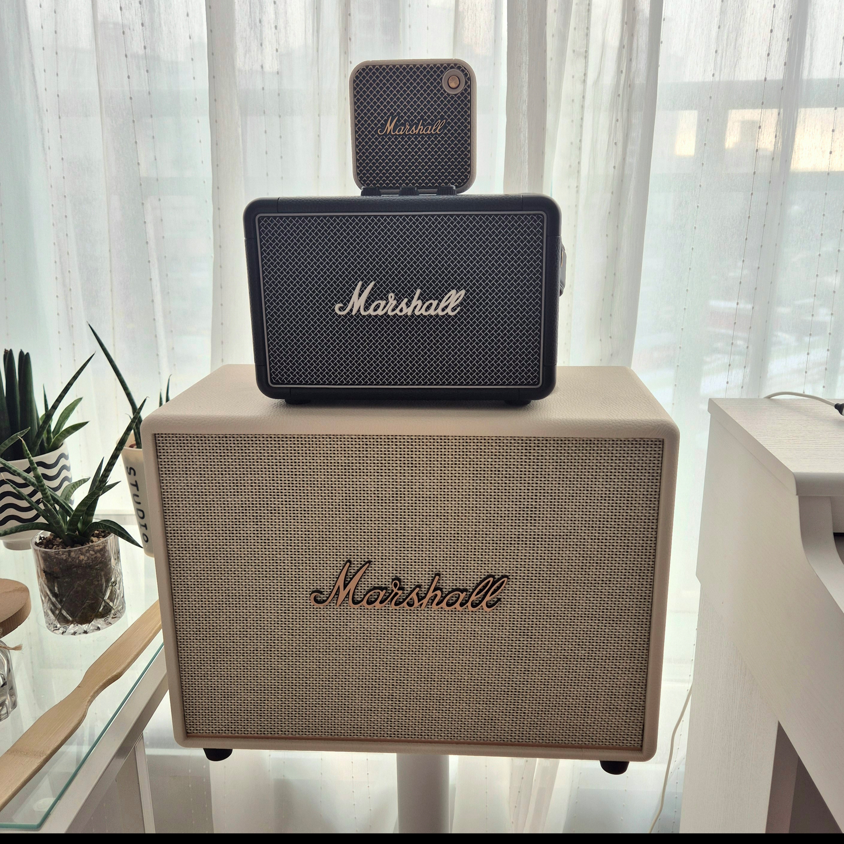 Marshall Kilburn II Black (Korean Ver.), Marshall Willen II Cream (Korean Ver.) 착용 스타일 - 1