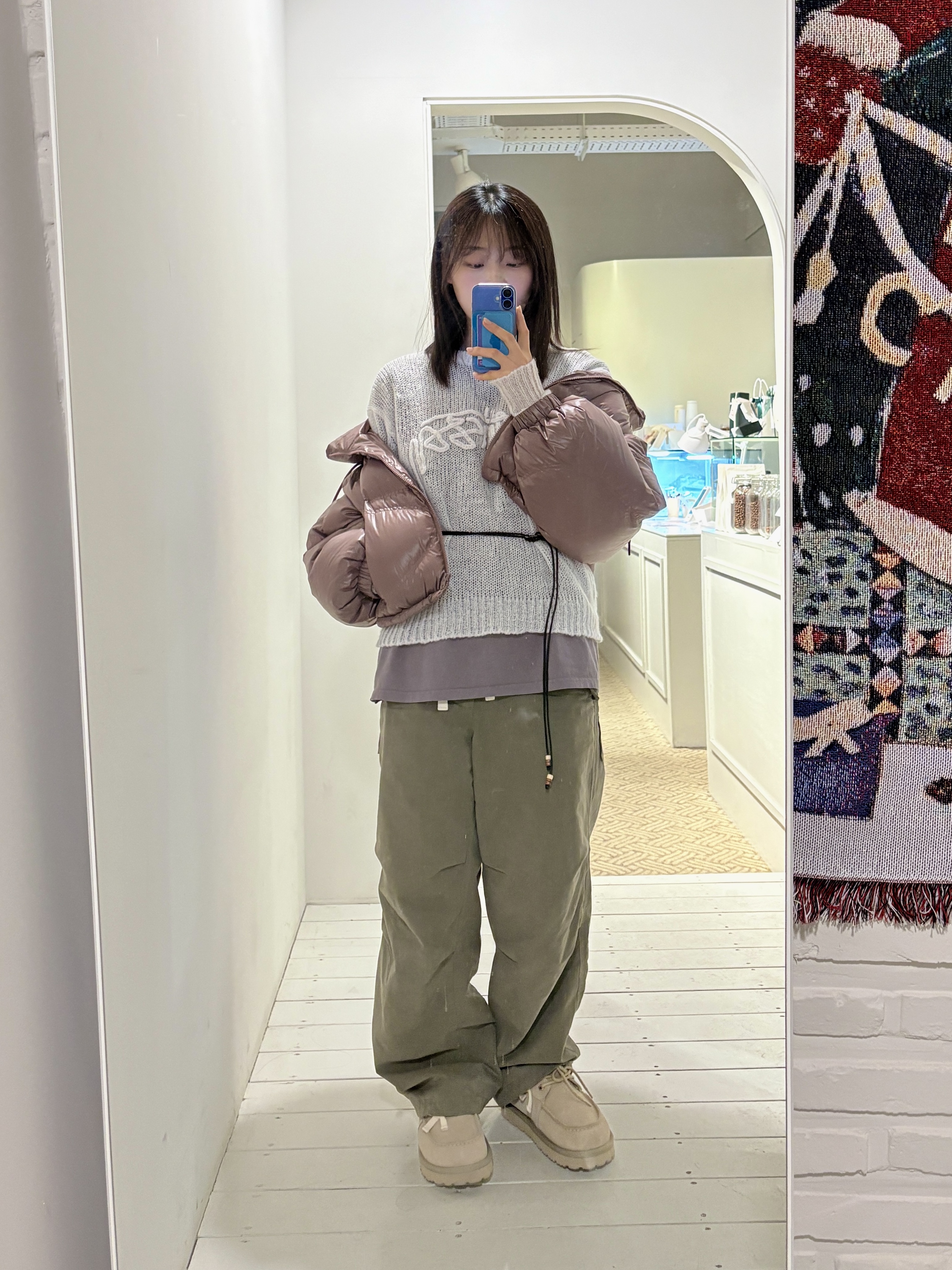 Stussy Loose Knit Logo Sweater Bone, True Religion Mil Grenade Pants Khaki ์ฐฉ์ฉ ์คํ์ผ