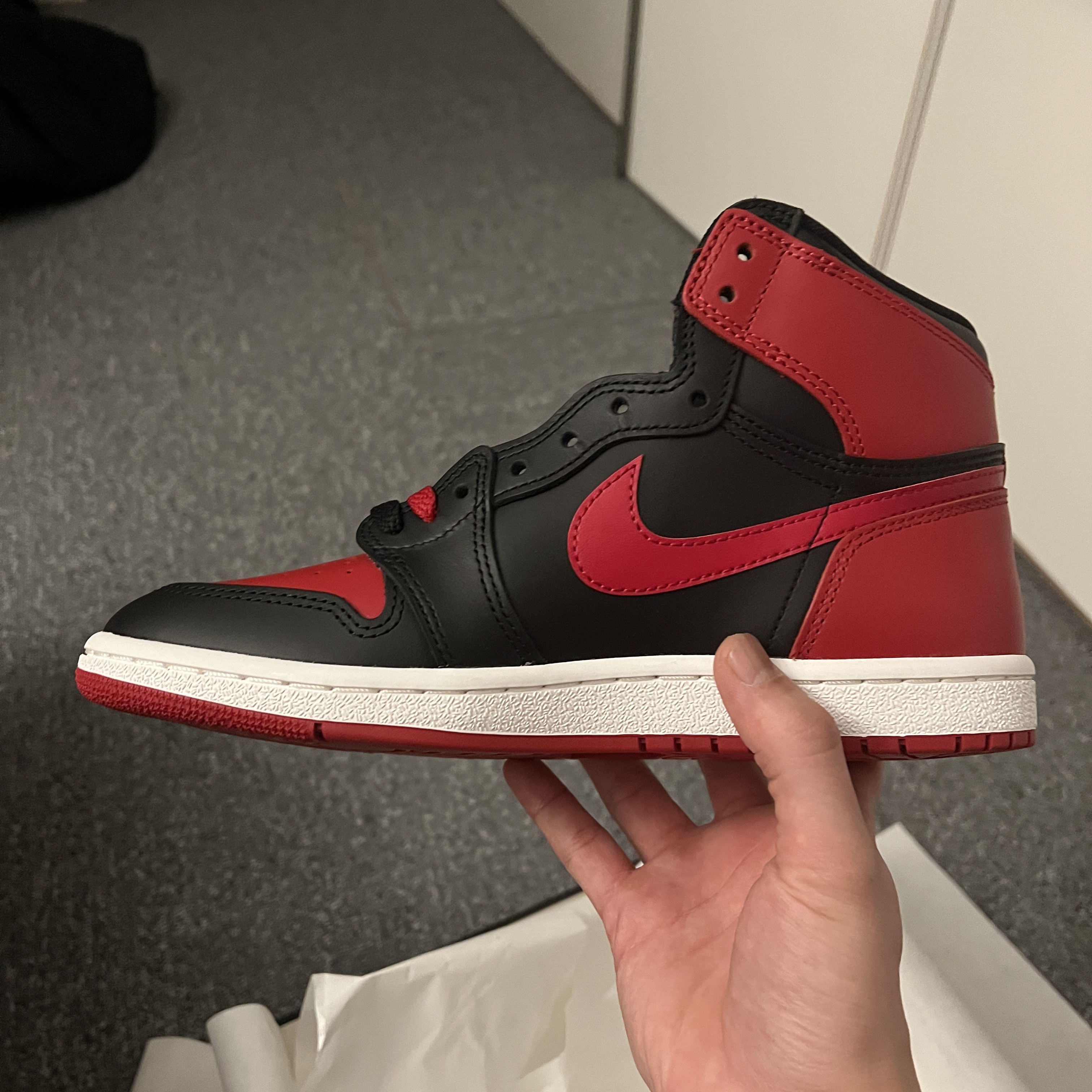 Jordan 1 High 85 Bred 착용 스타일 - 2