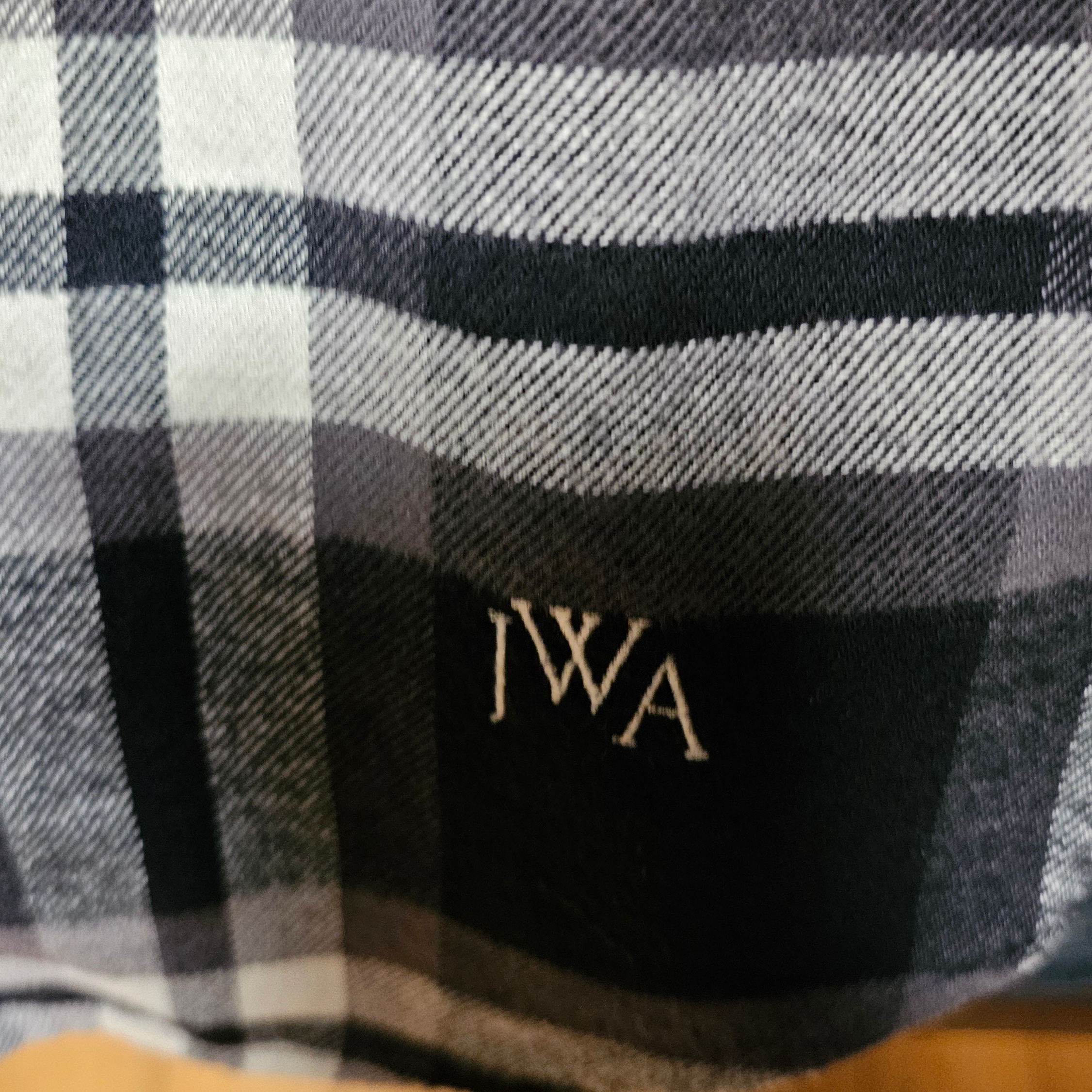 Uniqlo x JW Anderson Flannel Shirt Long Sleeve Regular Collar B Black - KR 착용 스타일