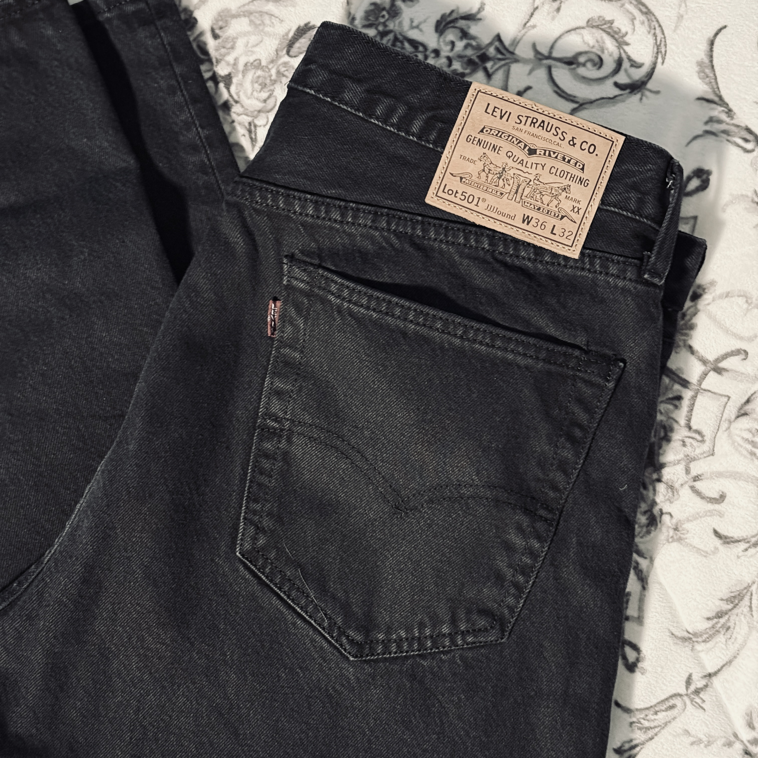 Levi's x JJJJound 501 93 Jean Black Overdye, Kapital Ashland Stripe & Bone Fleece Zip Blouson Purple 착용 스타일 - 3