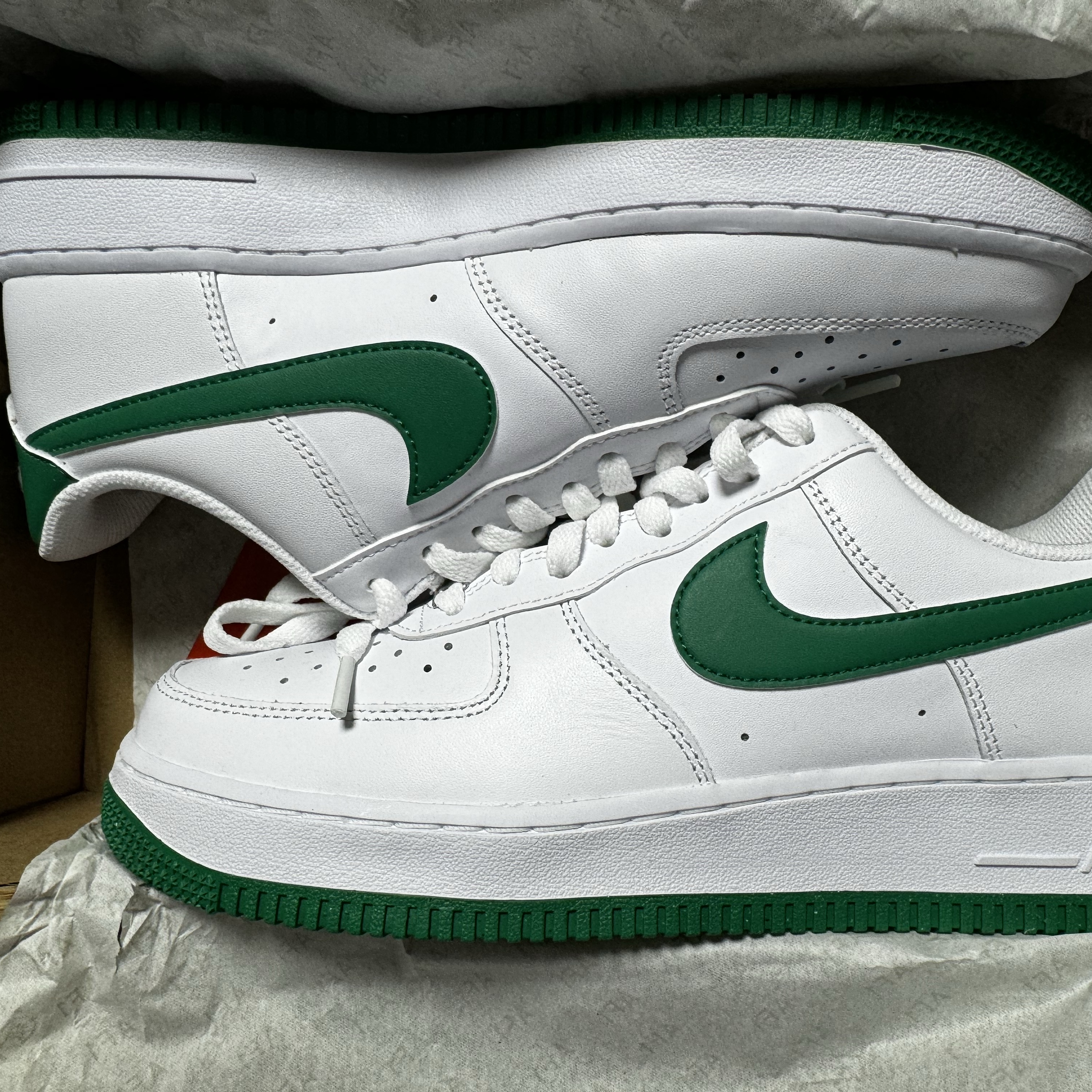 Nike Air Force 1 '07 White Malachite 착용 스타일 - 2