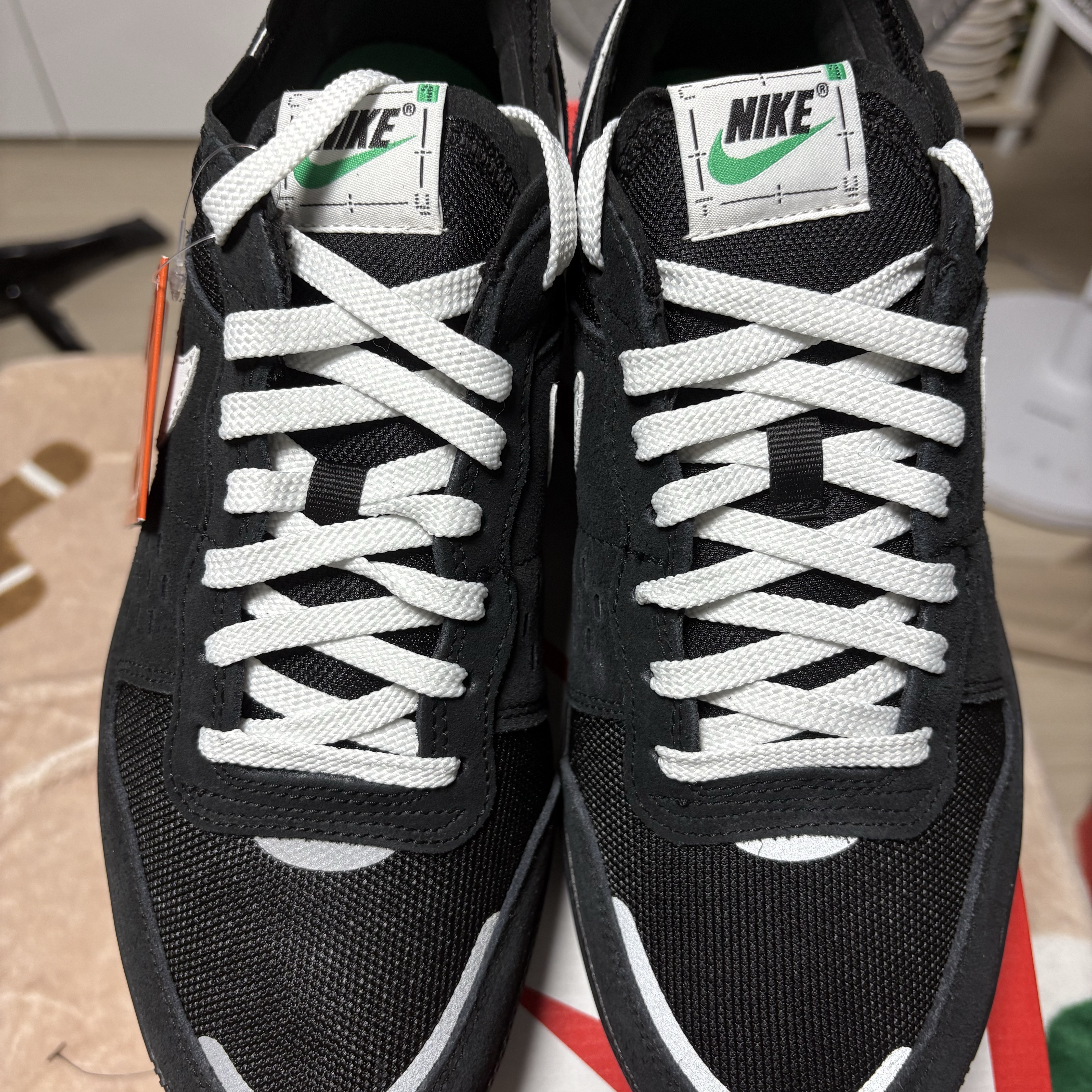 Nike C1TY Black Stadium Green 착용 스타일 - 4