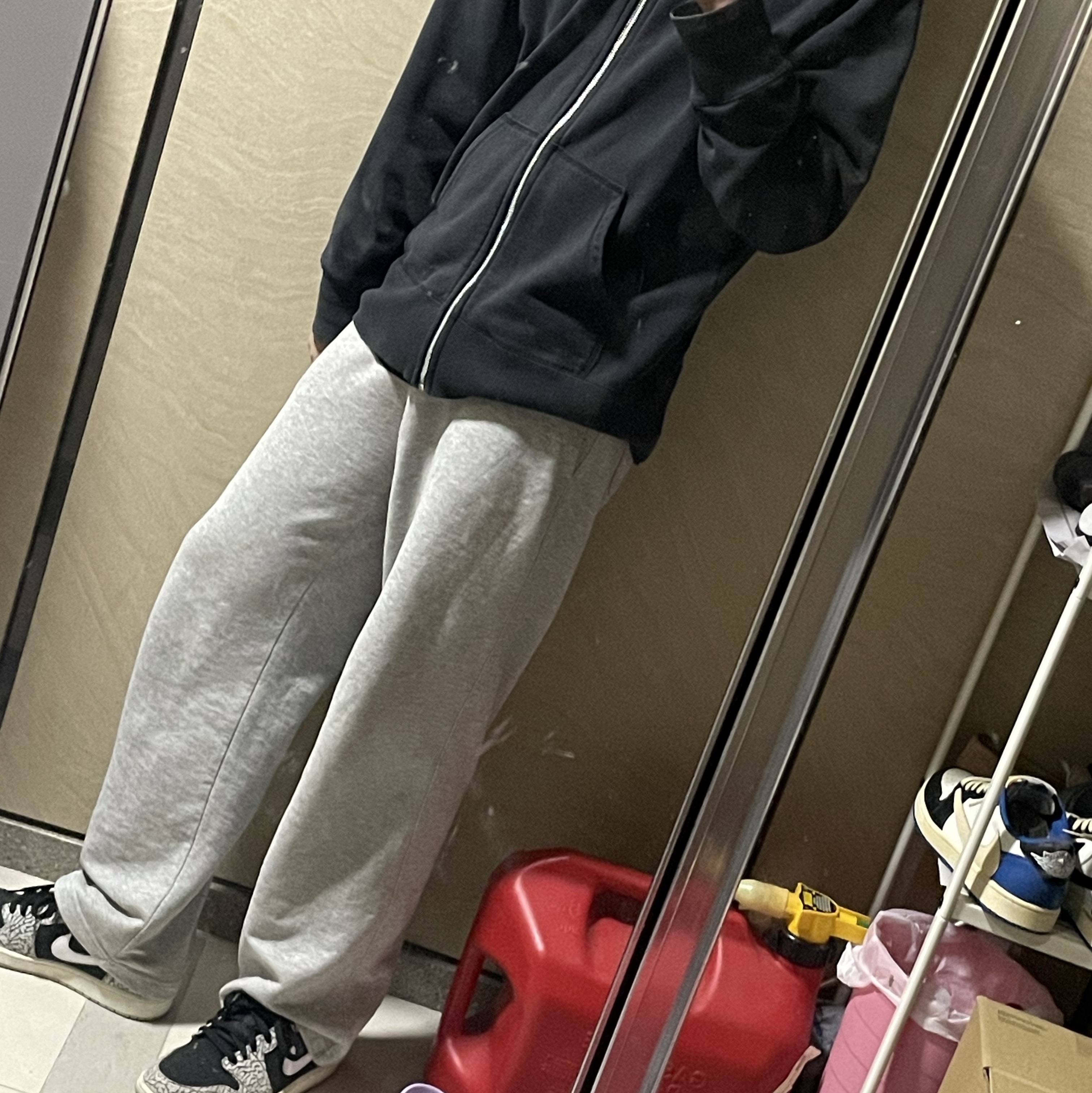 Nike NSW Classic Full Zip Hoodie Black - Asia, Jordan 1 Retro Low OG Black Cement 착용 스타일