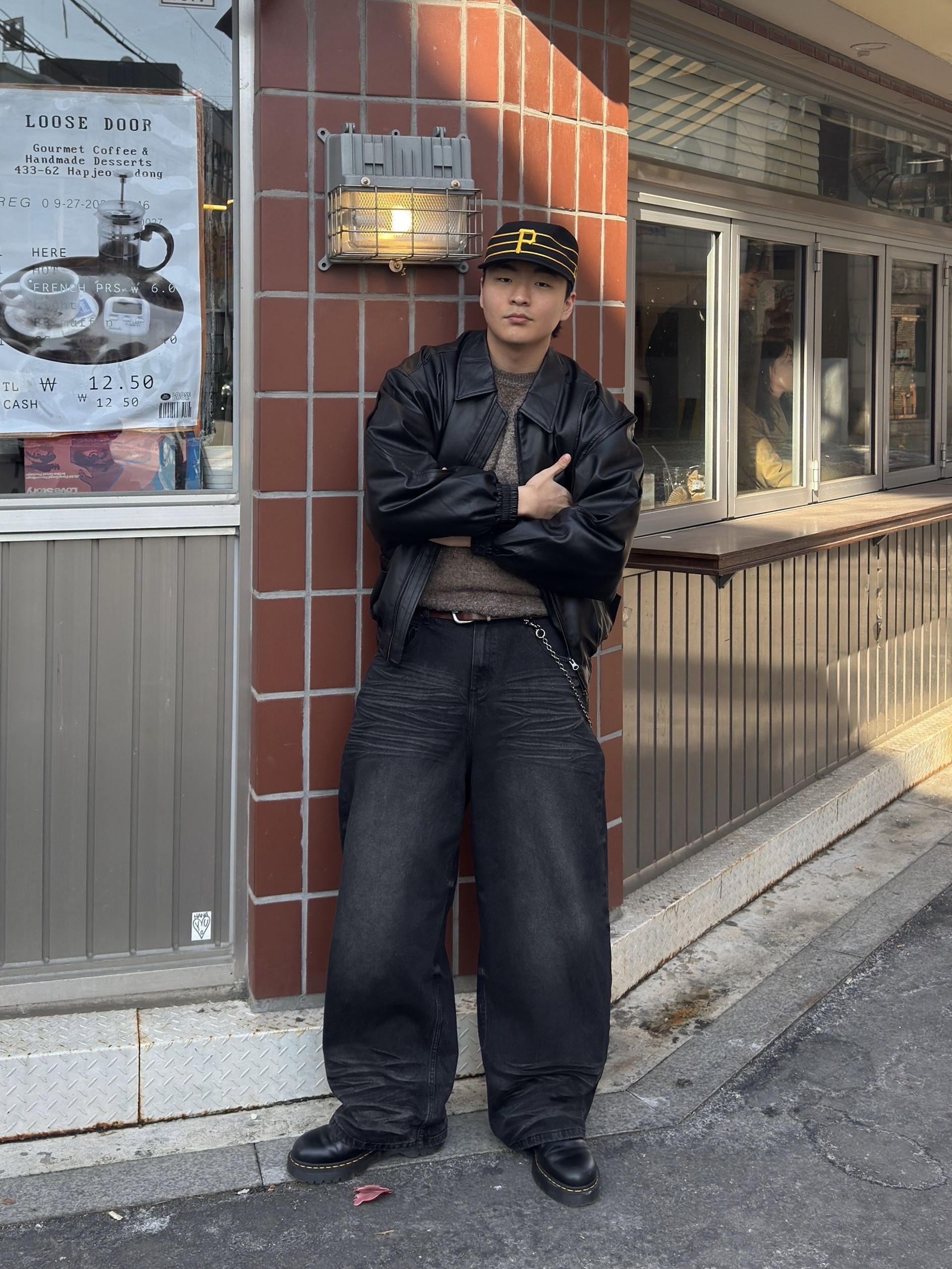 Dr. Martens 1461 Bex Black 착용 스타일 - 6