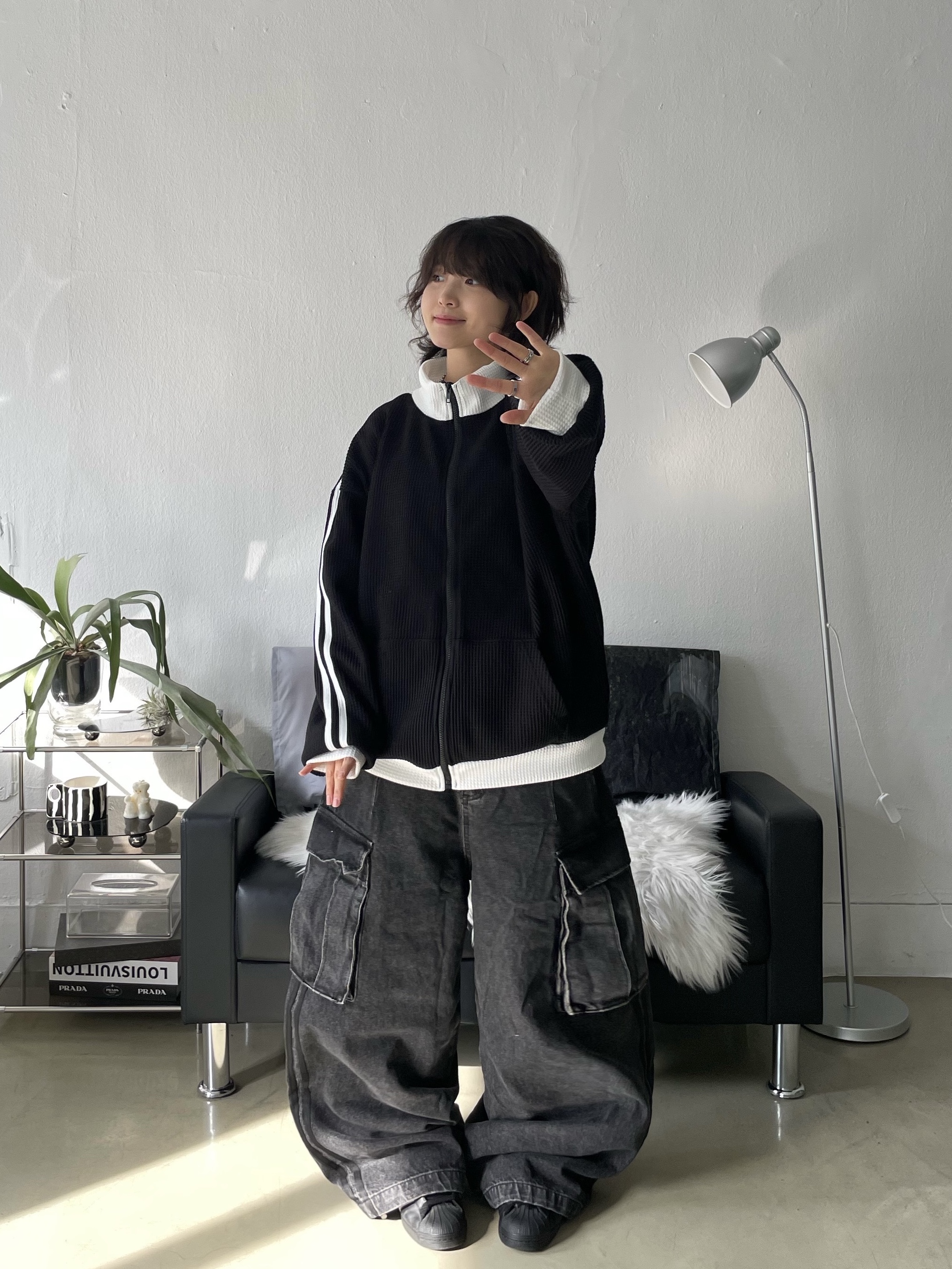 Adidas Superstar Core Black White, Supreme Pigment Canvas S Logo 6-Panel Black - 23SS 착용 스타일 - 1