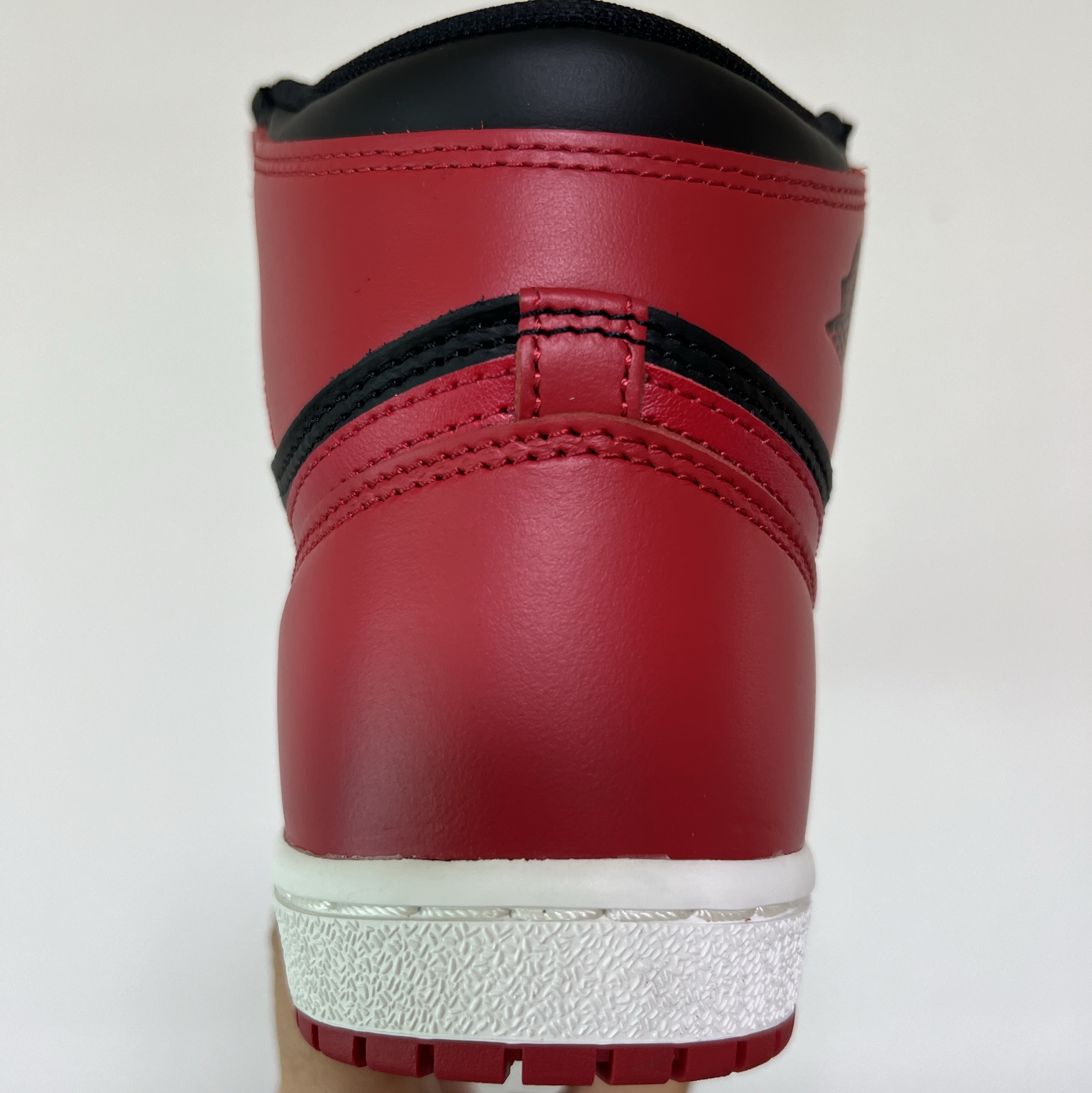 Jordan 1 High 85 Bred 착용 스타일 - 3