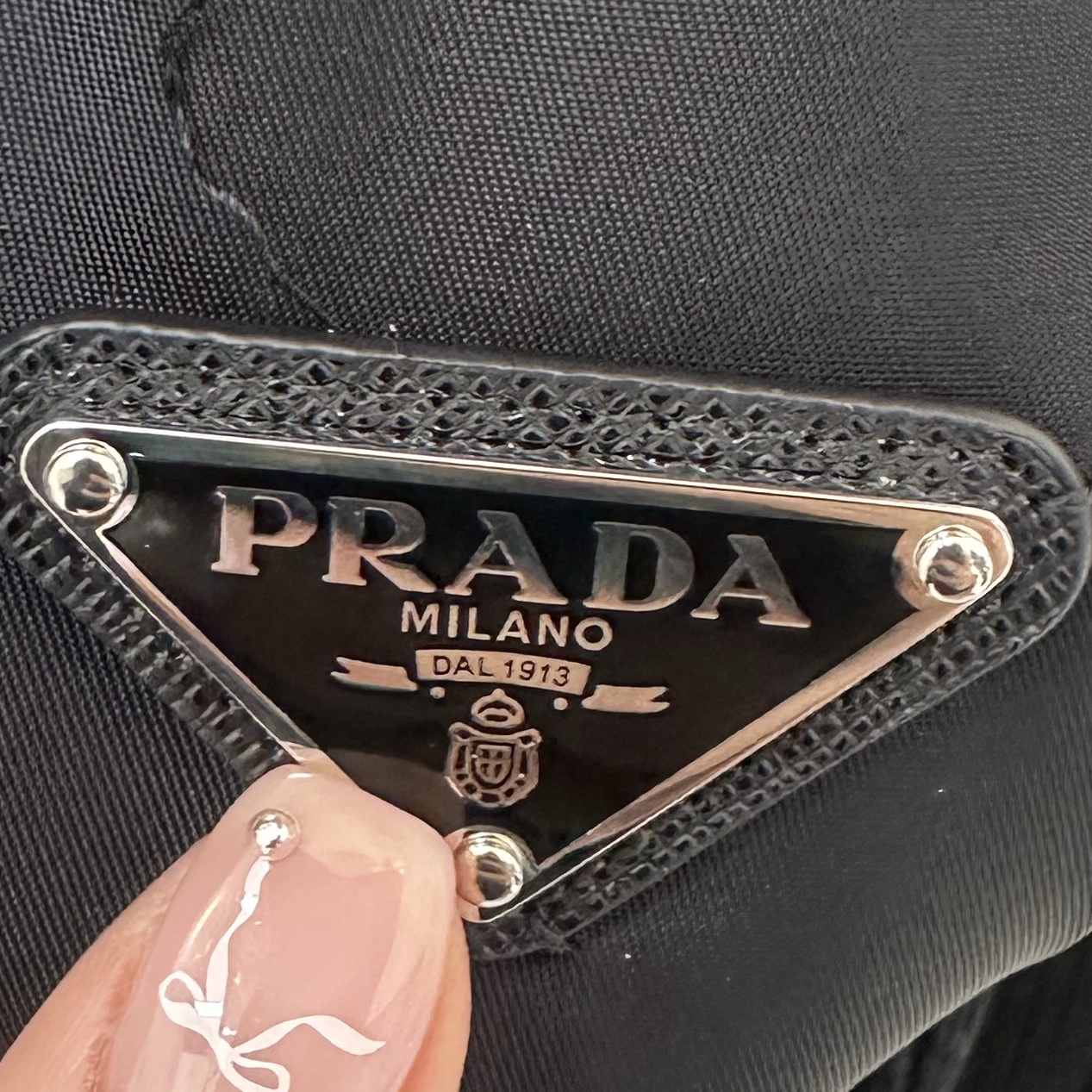 Prada Re-Nylon Gabardine Tie Black 착용 스타일 - 2