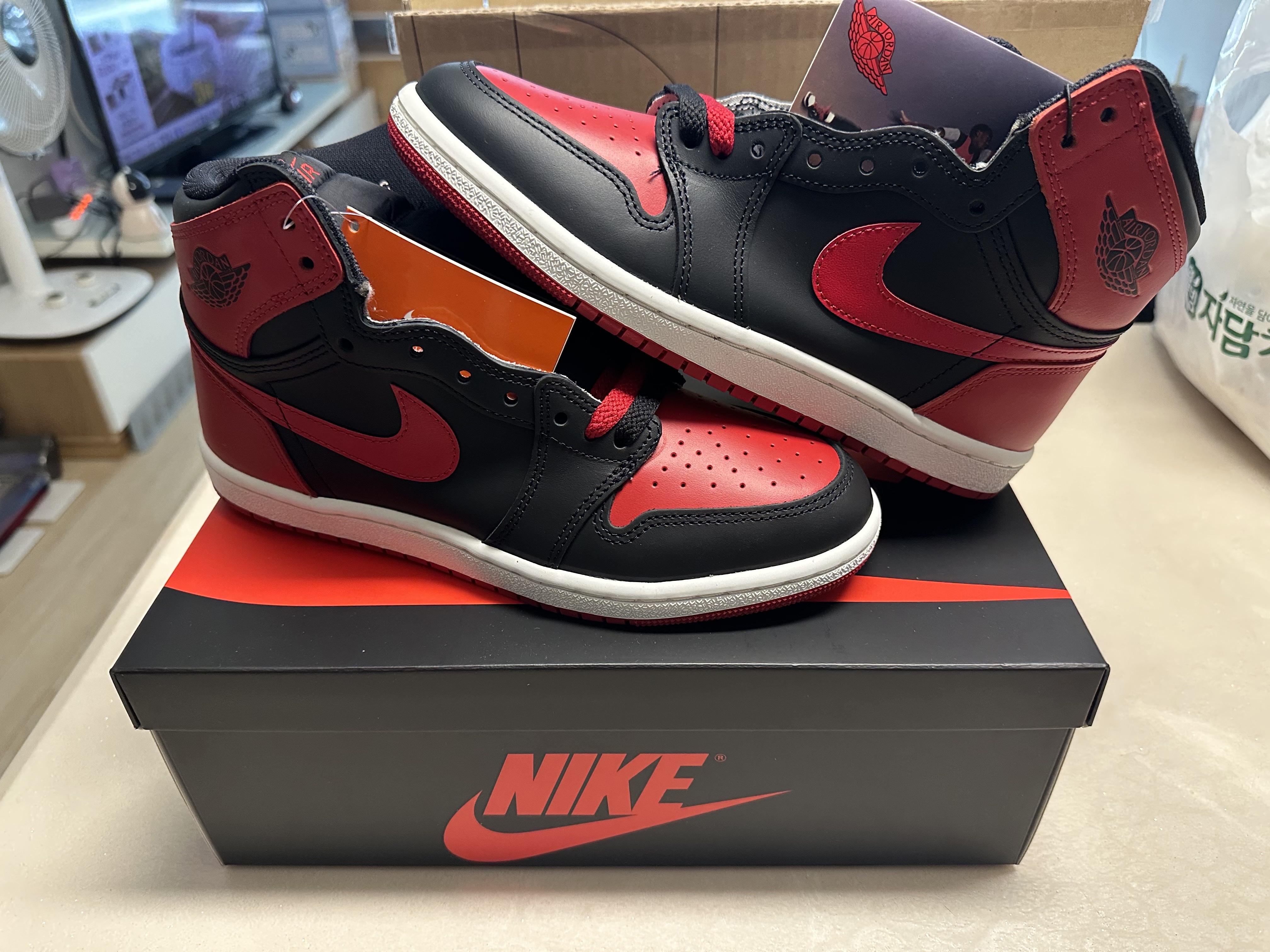 Jordan 1 High 85 Bred 착용 스타일 - 1