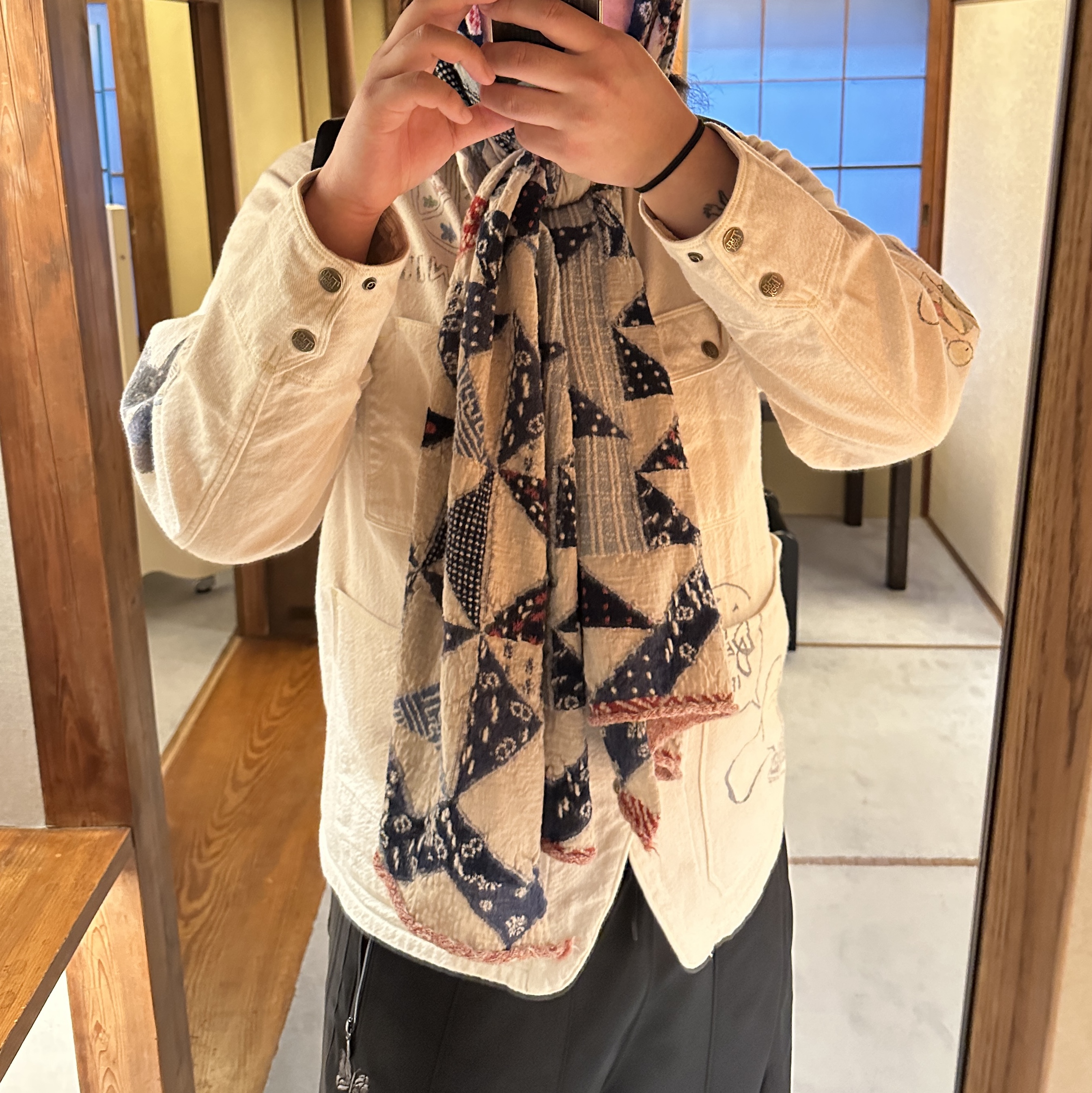 Kapital Thin Canvas Lumbar Pants Kinari, Nike x Bode Astrograbber SP Black and Coconut Milk 착용 스타일 - 3