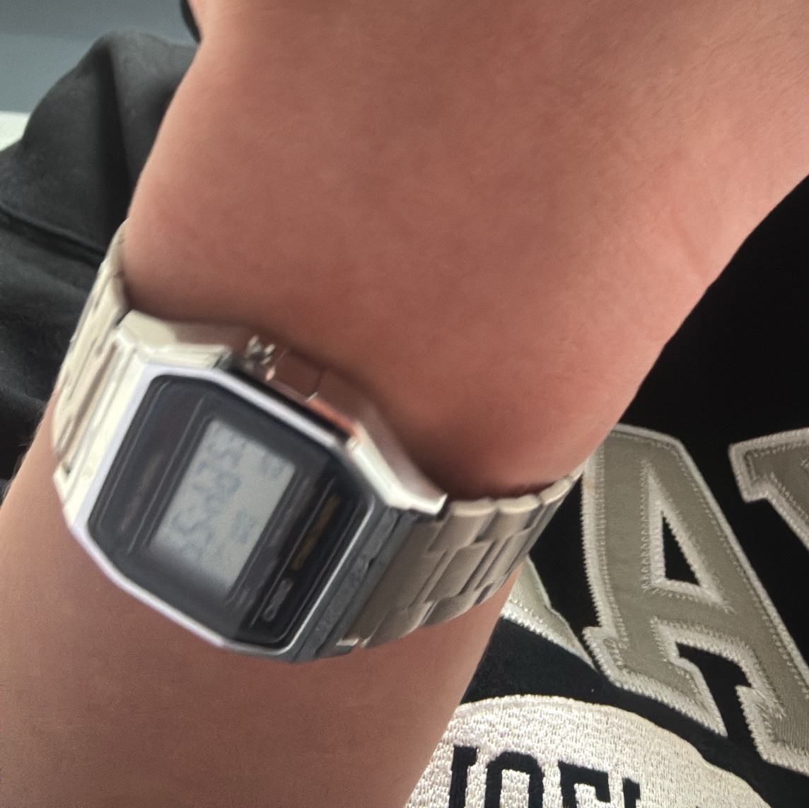 Casio A-158WA-1 착용 스타일