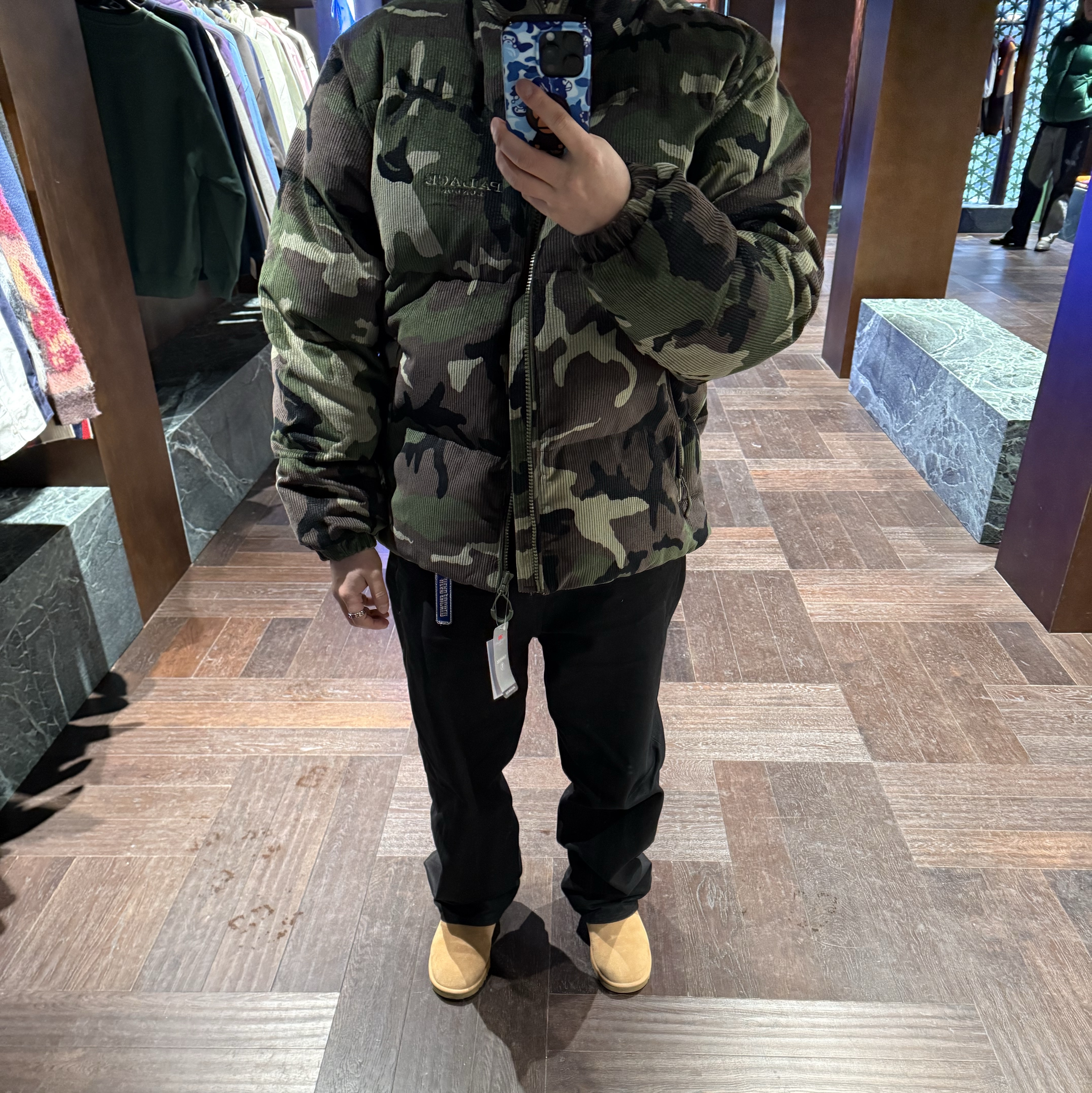 Palace Corduroy Puffa Jacket Camo - 25SS, Palace Corduroy Puffa Jacket Black - 25SS 착용 스타일