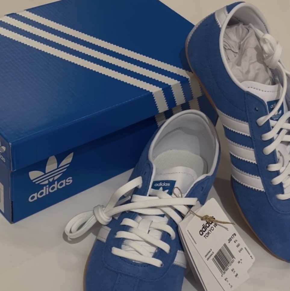 (W) Adidas Tokyo Blue Bird Cloud White 착용 스타일