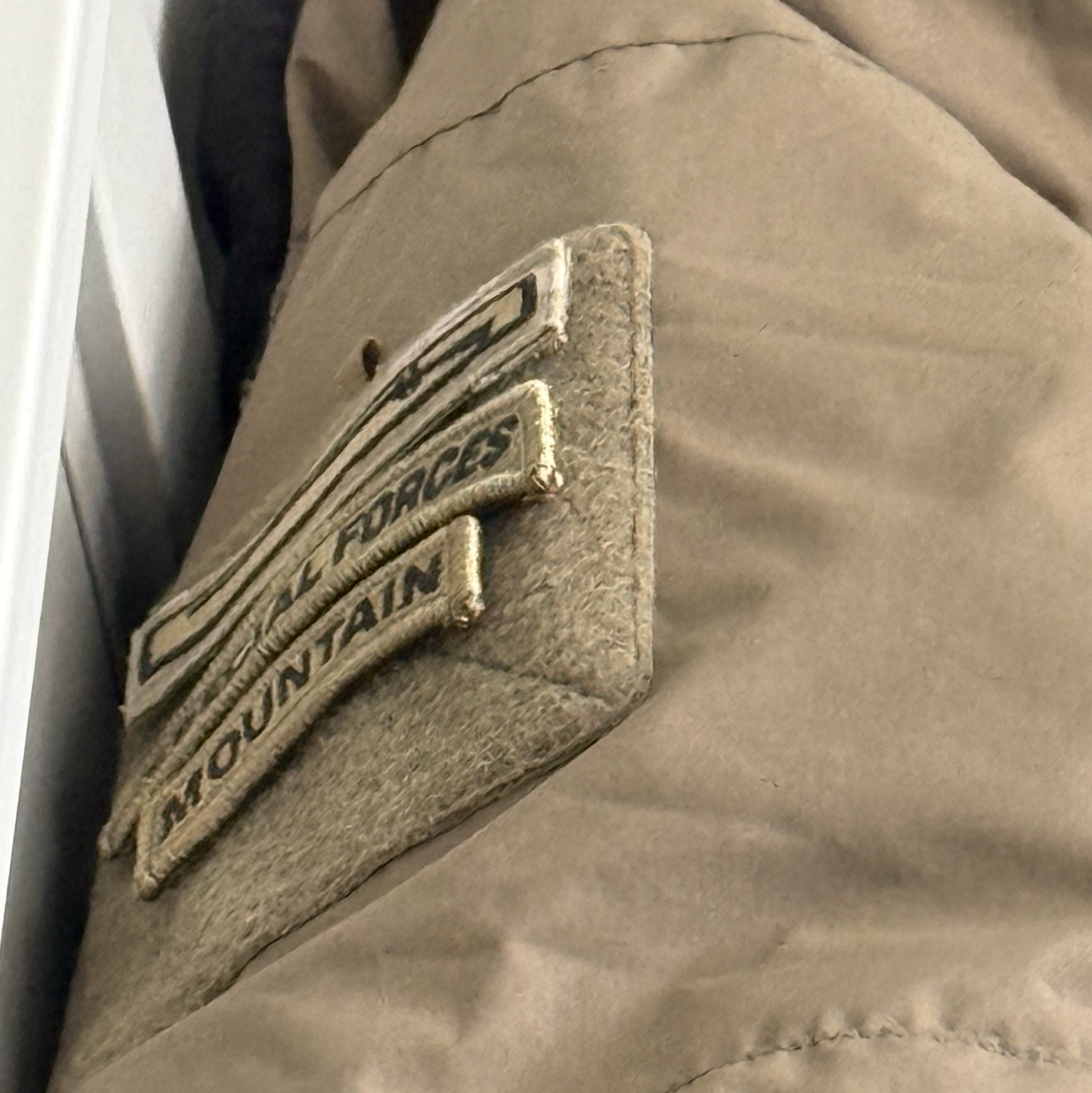Arc'teryx LEAF Cold WX Hoody LT Gen 2 Crocodile 착용 스타일