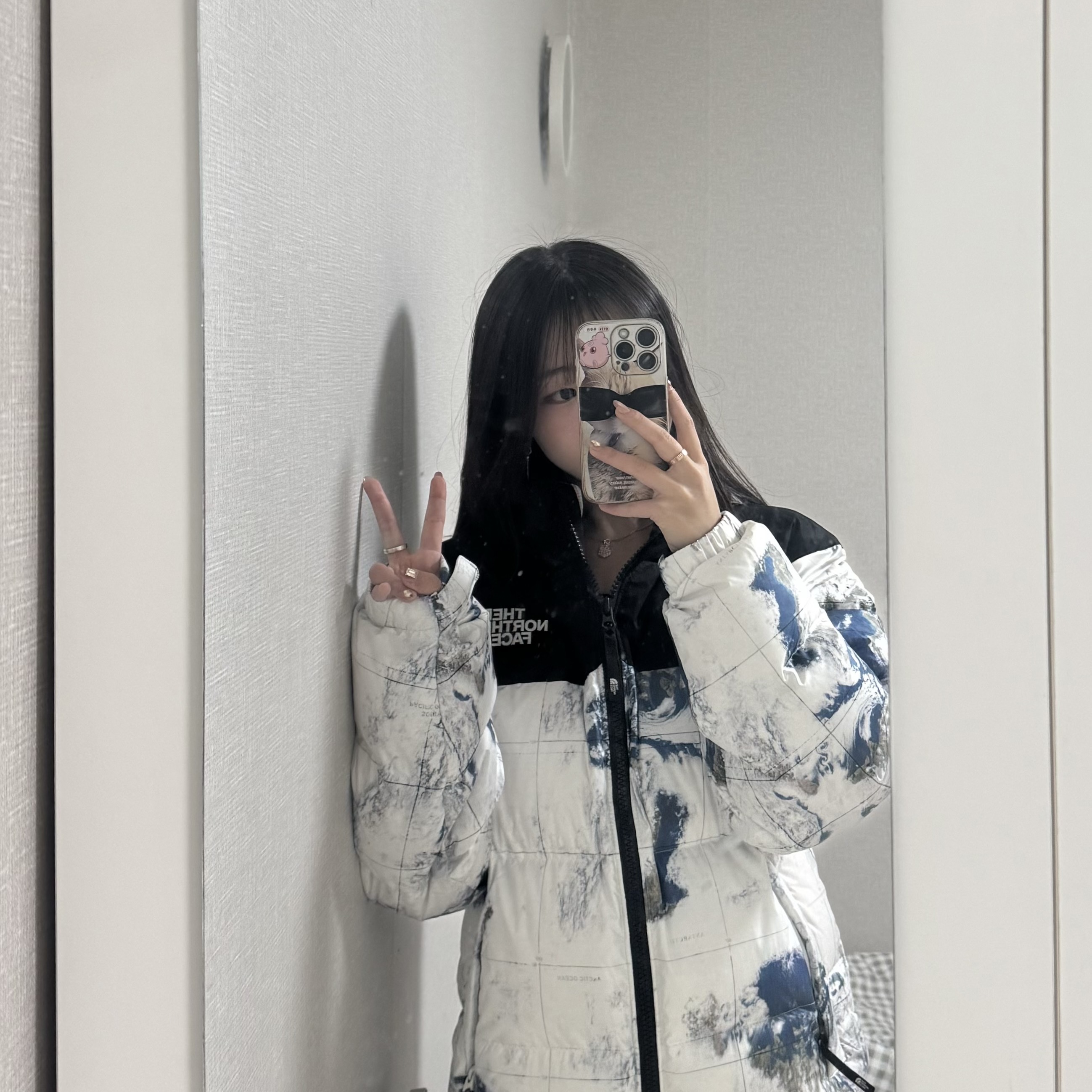 The North Face White Label Novelty Nuptse Down Jacket P White Sand 착용 스타일