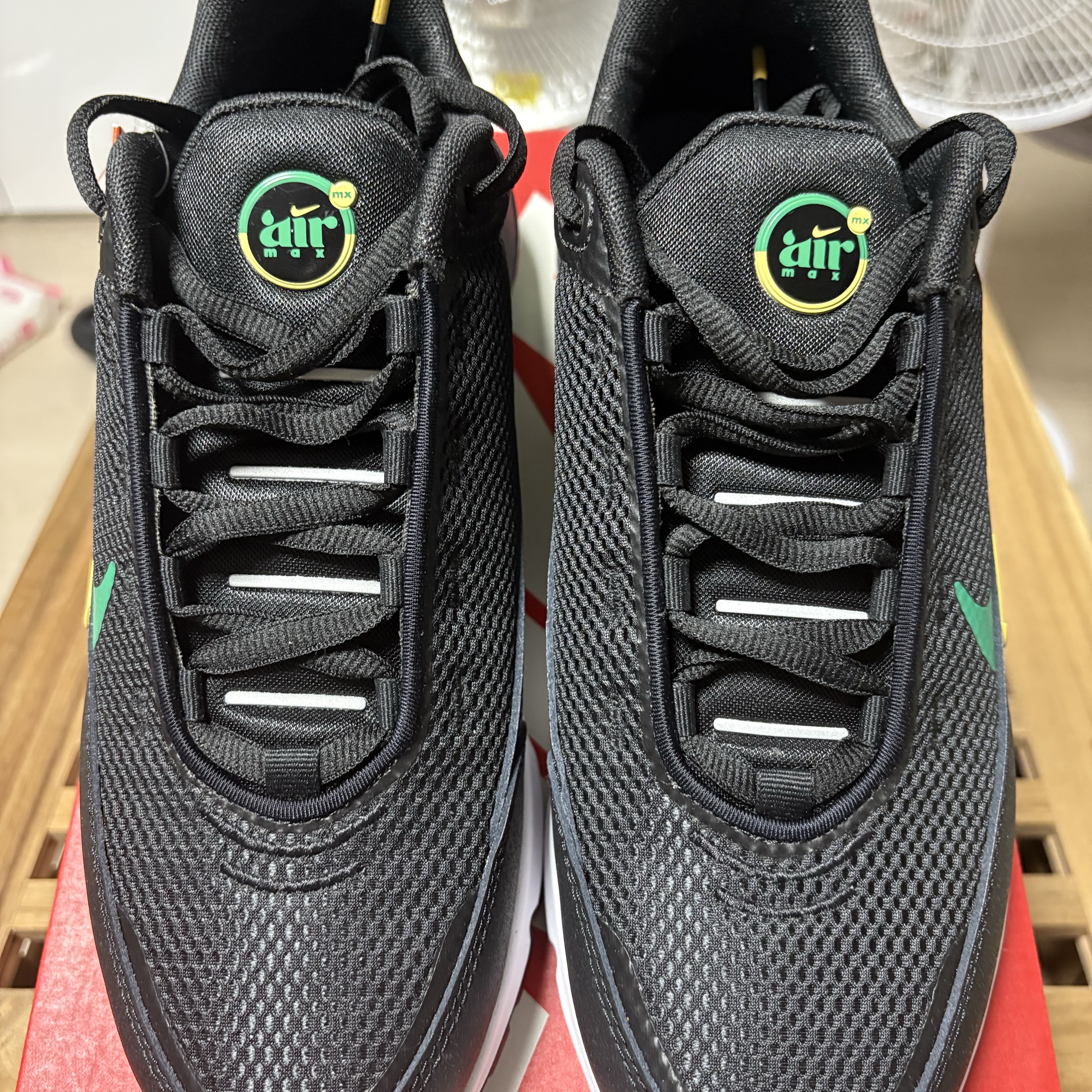 Nike Air Max Pulse Black Malachite 착용 스타일 - 3