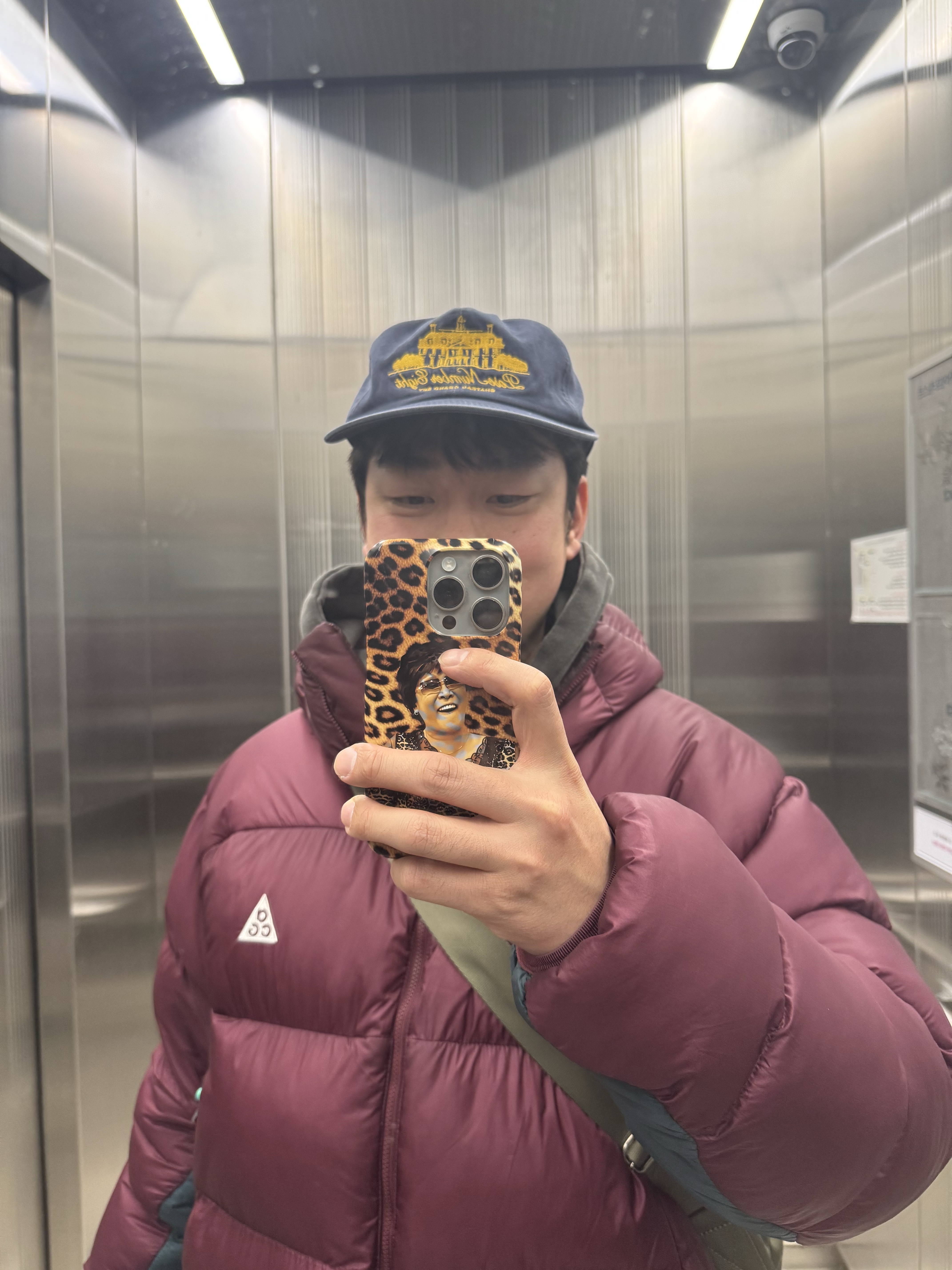 Stussy Stu Arch Strapback Cap Shadow Black, Nike ACG Therma-Fit ADV Lunar Lake Puffer Jacket Night Maroon - Asia 착용 스타일 - 6