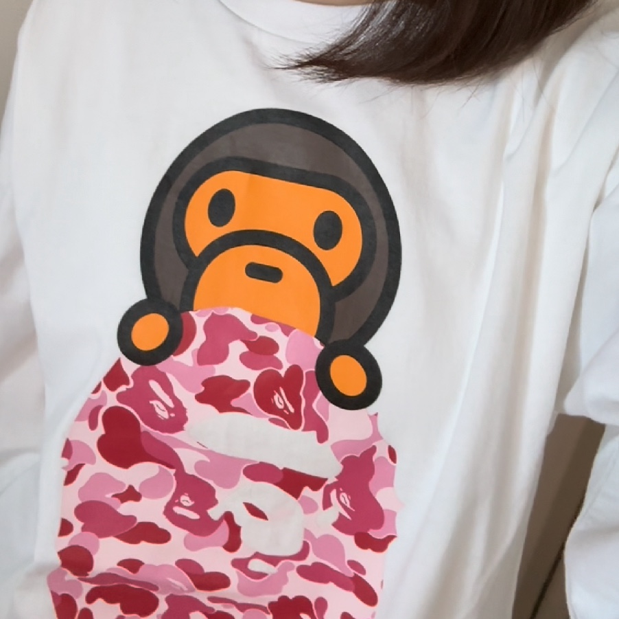 BAPE ABC Camo Milo on Ape Head L/S T-Shirt White Pink 착용 스타일