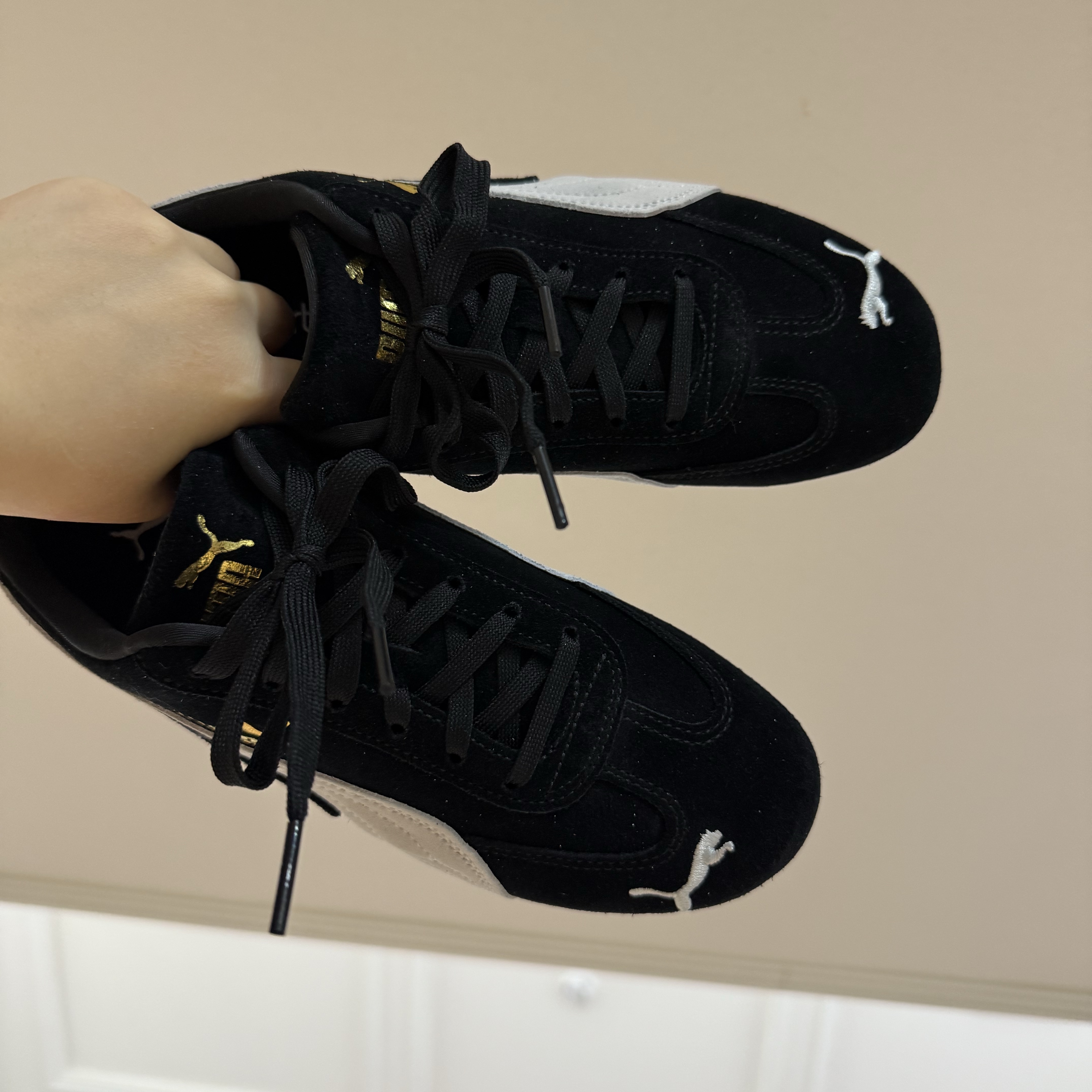 Puma Speedcat OG Black White 착용 스타일