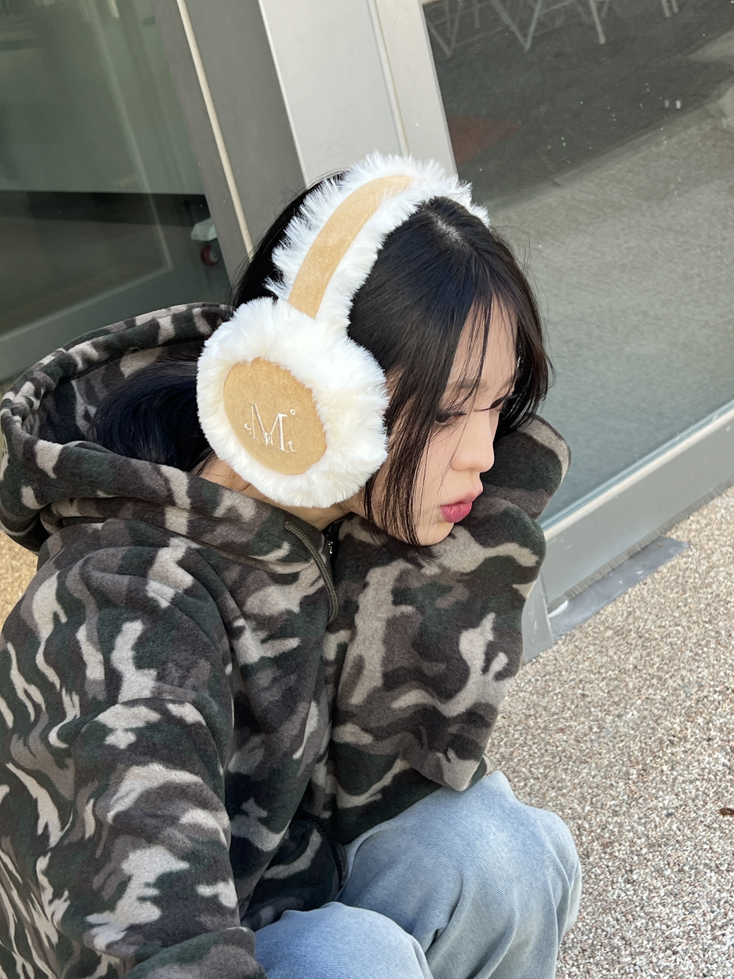 Oakley Factory Team x Brain Dead Suede Flesh Caviar Mesh Black, MUCENT Jinu Camo Fleece Two-Way Hood Zip-Up Khaki 착용 스타일 - 2
