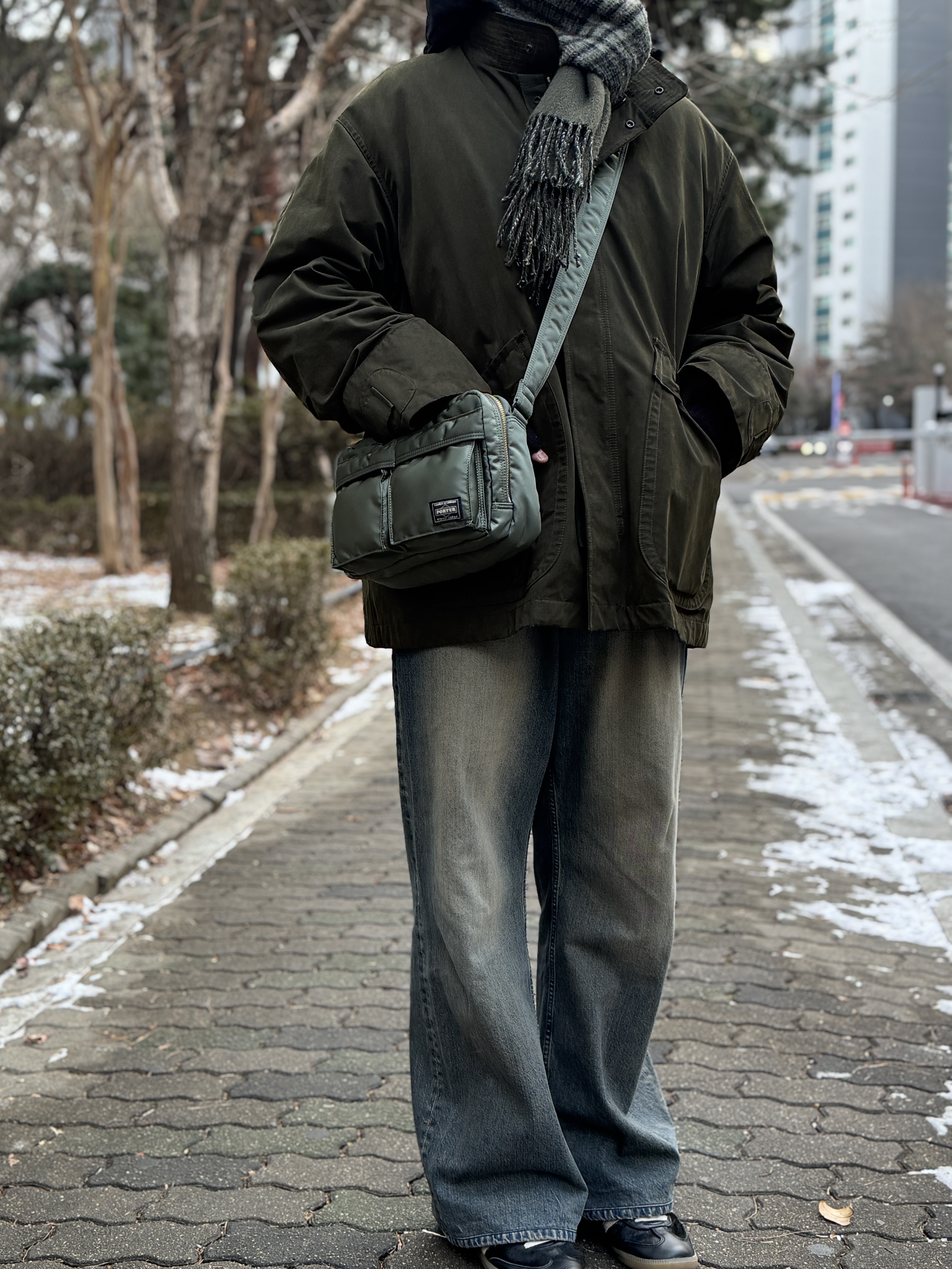 Porter All New Tanker Sling Bag Zip Sage Green, Adidas x Wales Bonner Pony Tonal Samba Core Black Cream White 착용 스타일 - 2