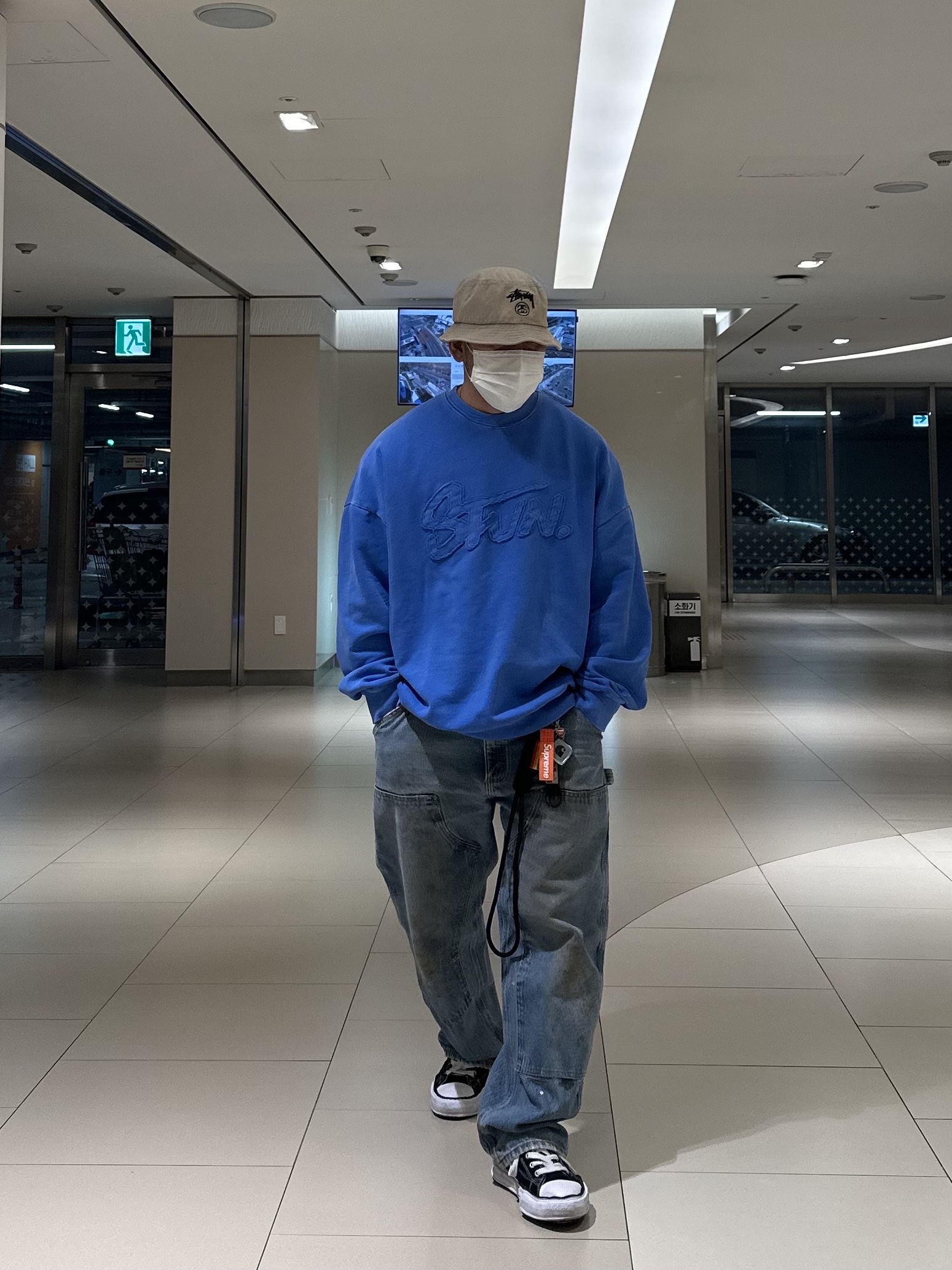 Maison Mihara Yasuhiro Peterson OG Sole Canvas Low Sneakers Black, Supreme Ripstop Keychain Orange - 24SS 착용 스타일 - 4