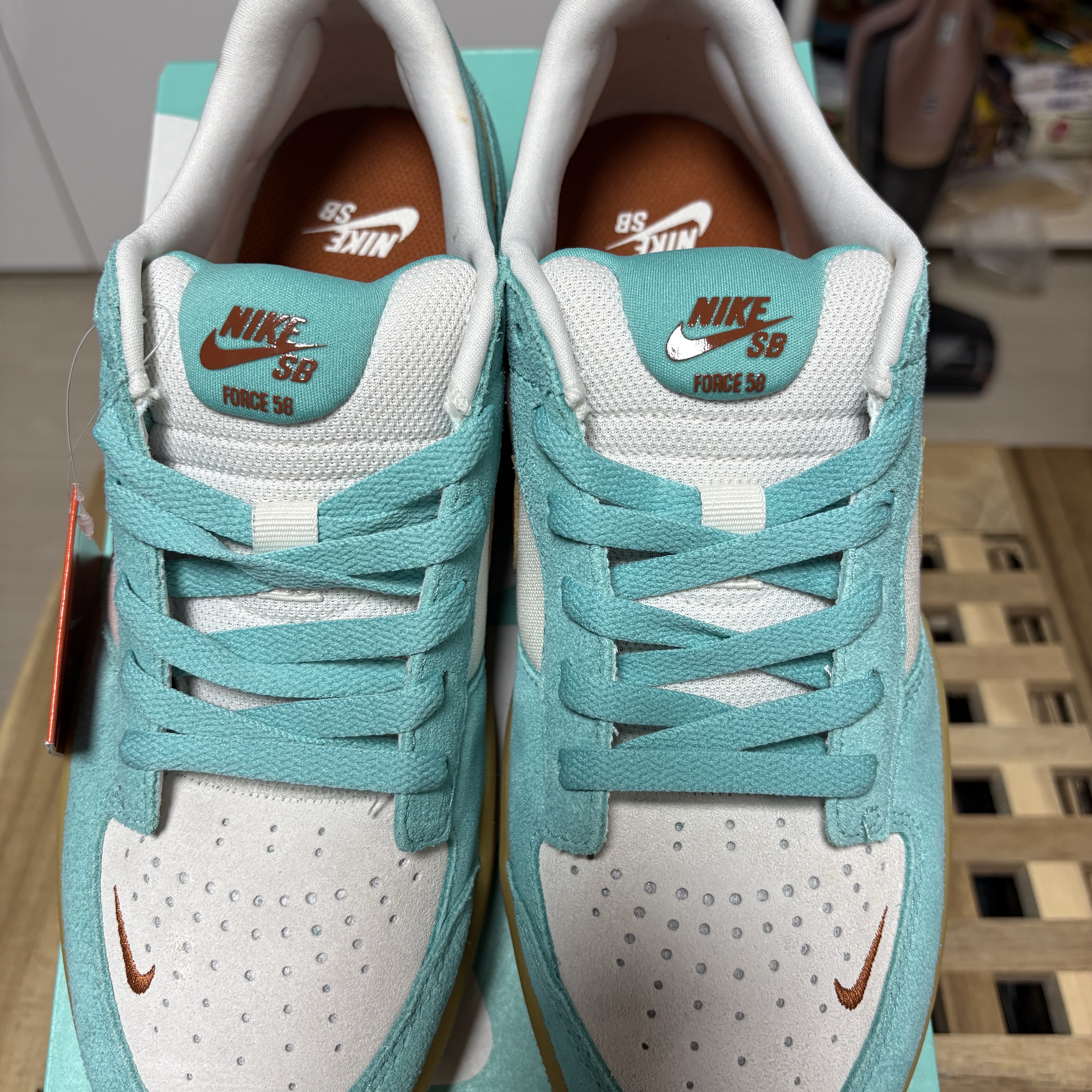 Nike SB Force 58 Green Frost Phantom 착용 스타일 - 4