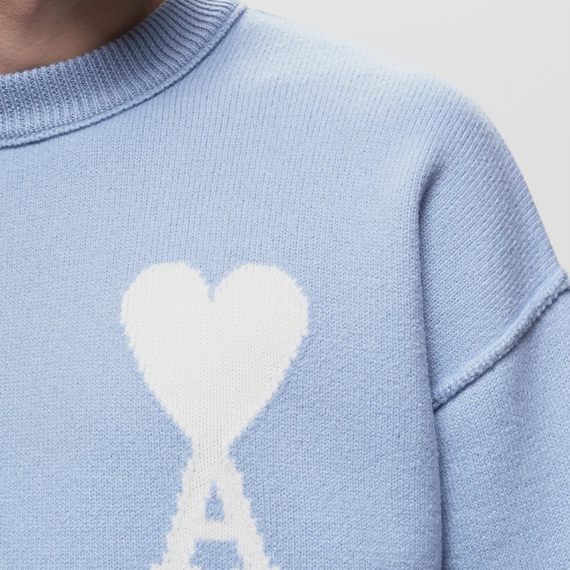 AMI De Coeur Felted Merino Wool Sweater Cashmere Blue Off White 착용 스타일 - 5