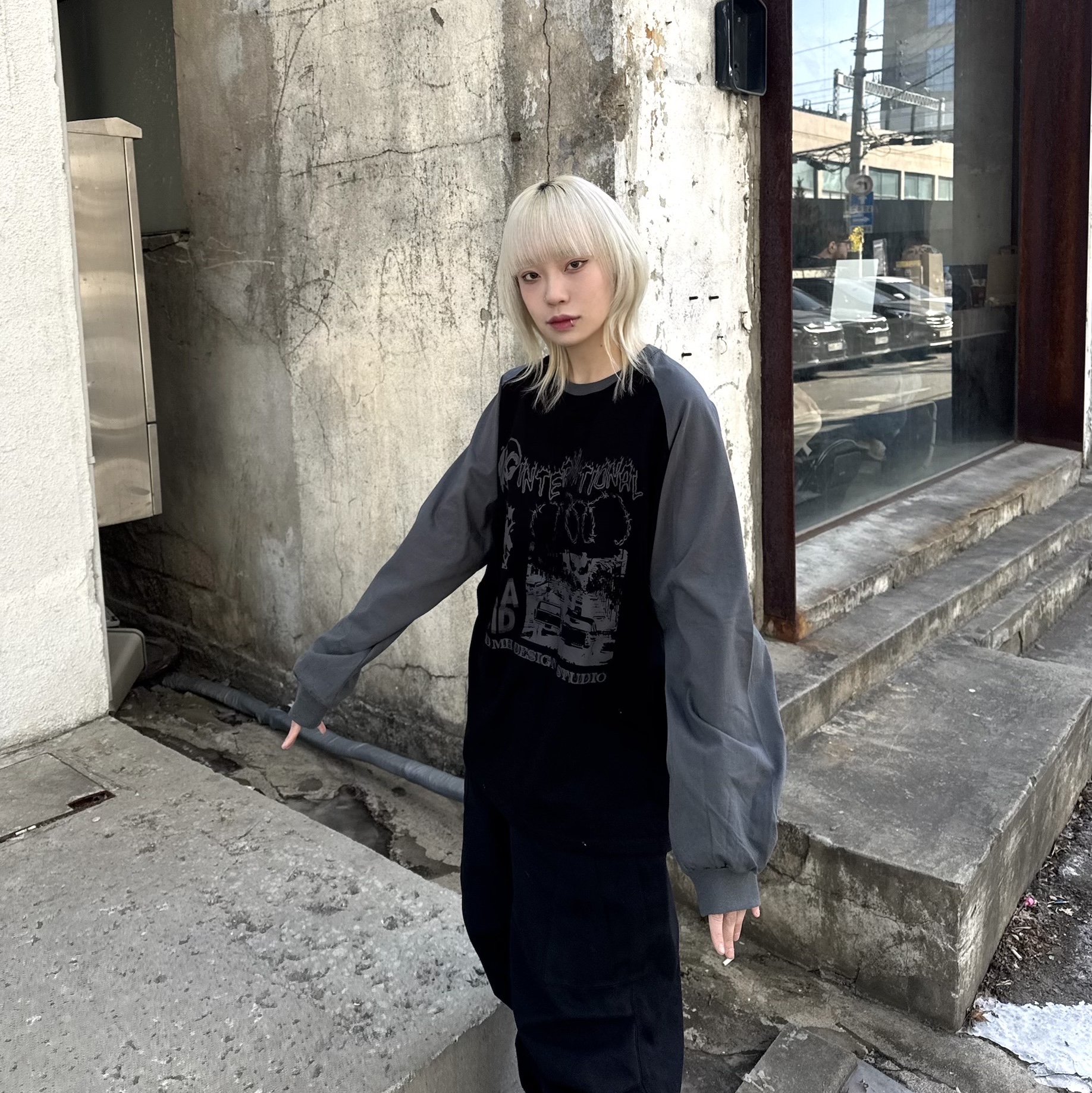 Nonnod Side Zip Cargo Pants Black, ERL Vamp Skate Shoe Pirate Black 착용 스타일 - 2