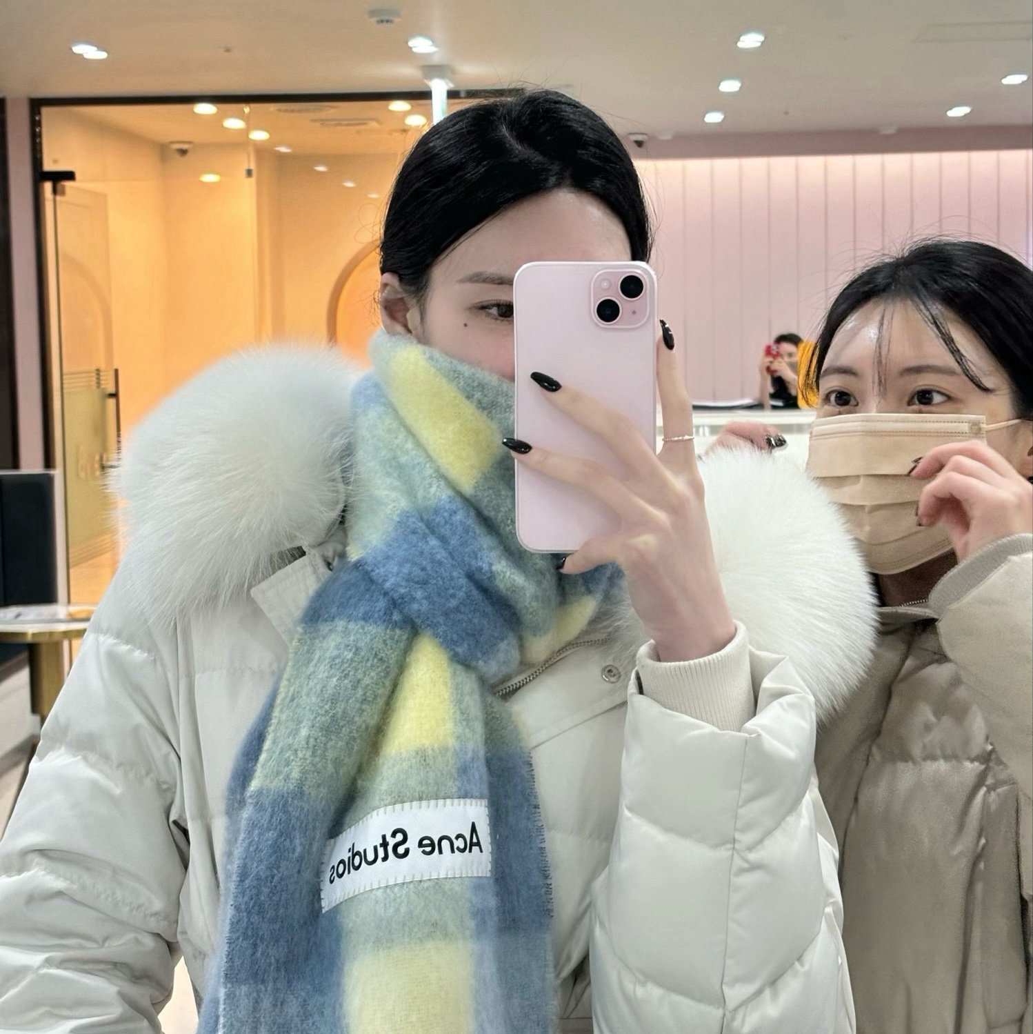 Acne Studios Mohair Check Muffler Light Blue White 착용 스타일