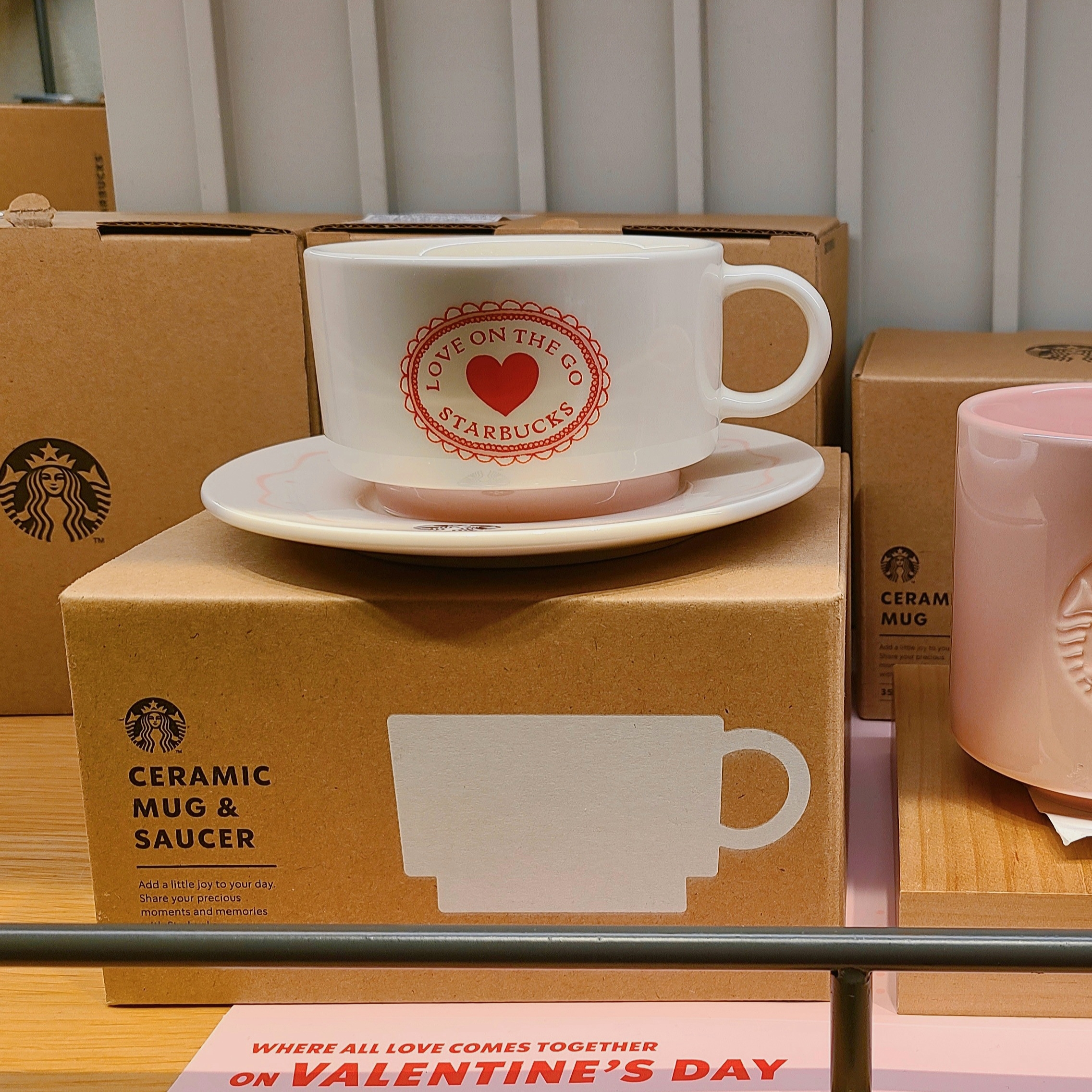 Bearbrick Series 48 Sealed Case 100% (24 Blind Boxes), Starbucks SS Sweetie Cream Hobby Cold Cup 355ml 착용 스타일 - 6